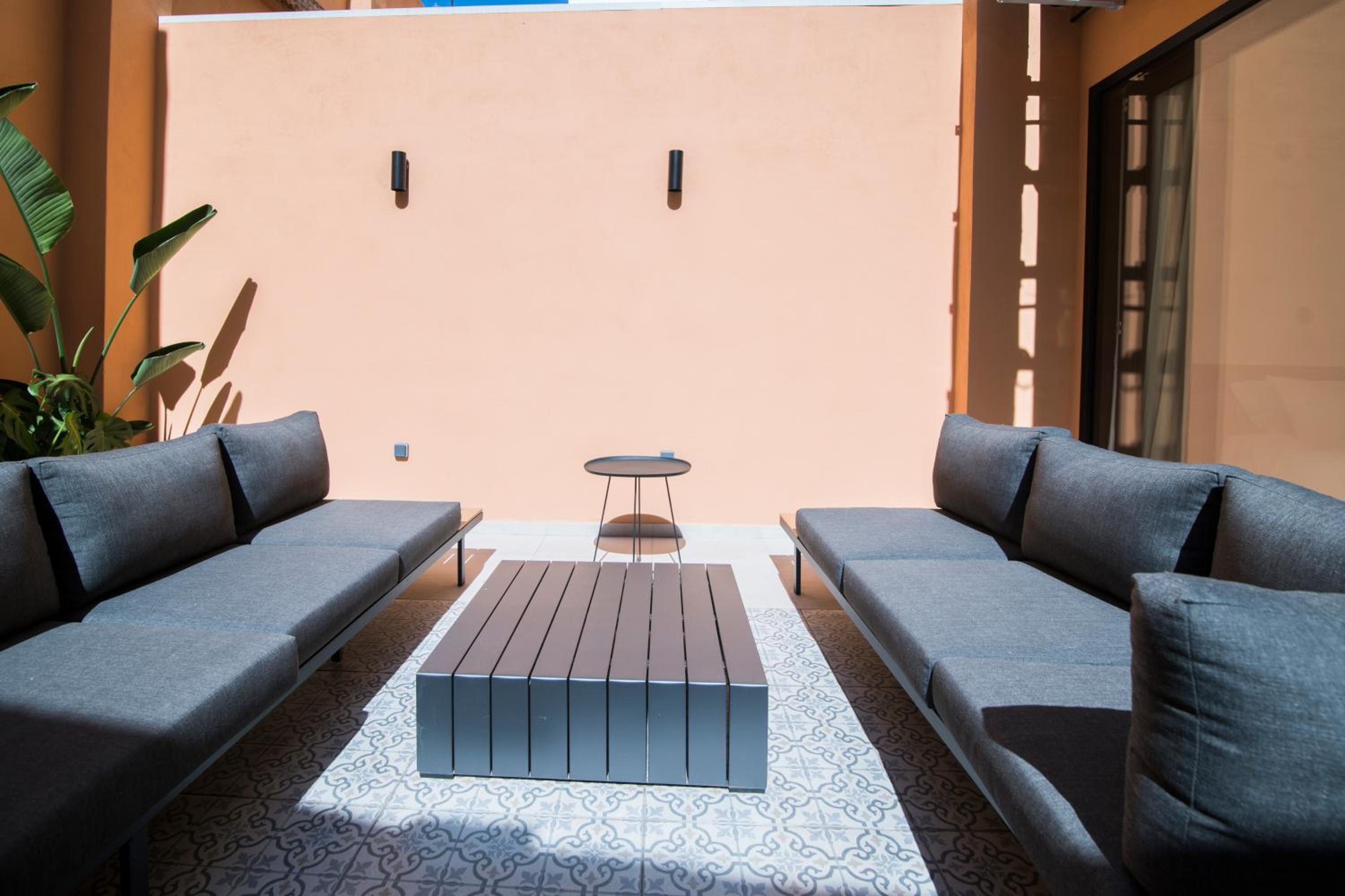 Apartamento moderno con terraza en el centro