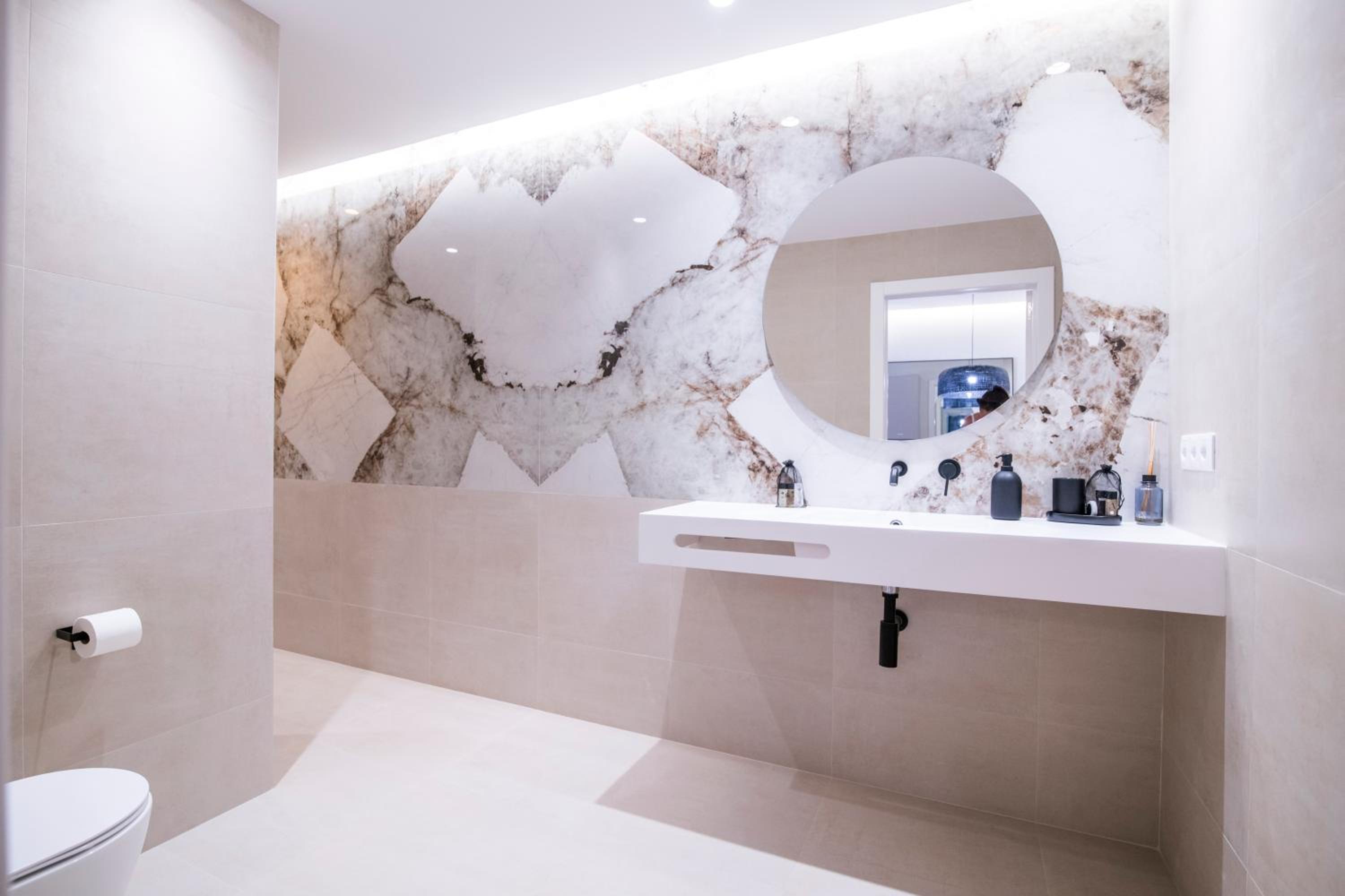 Apartamento moderno con terraza en el centro