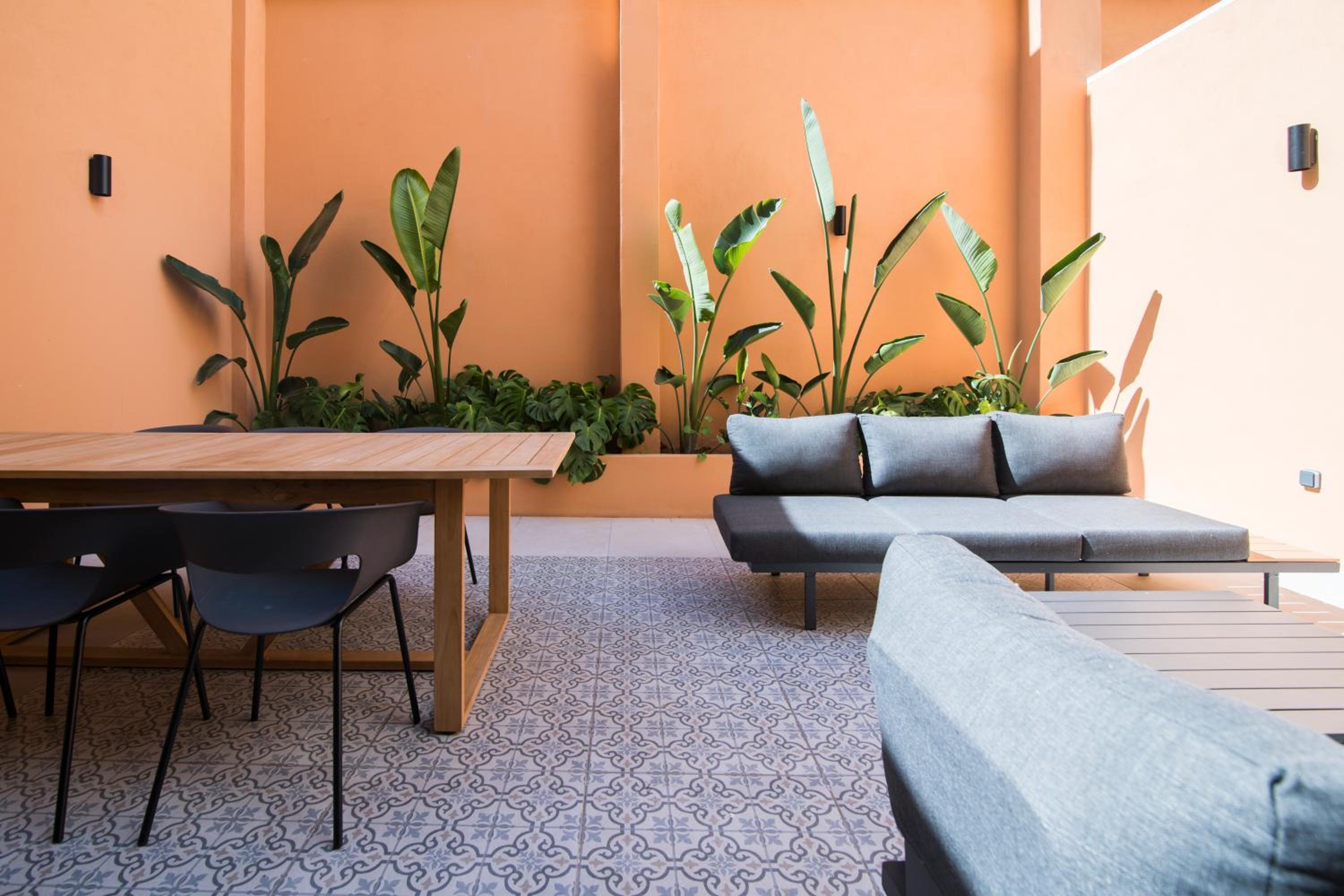 Apartamento moderno con terraza en el centro