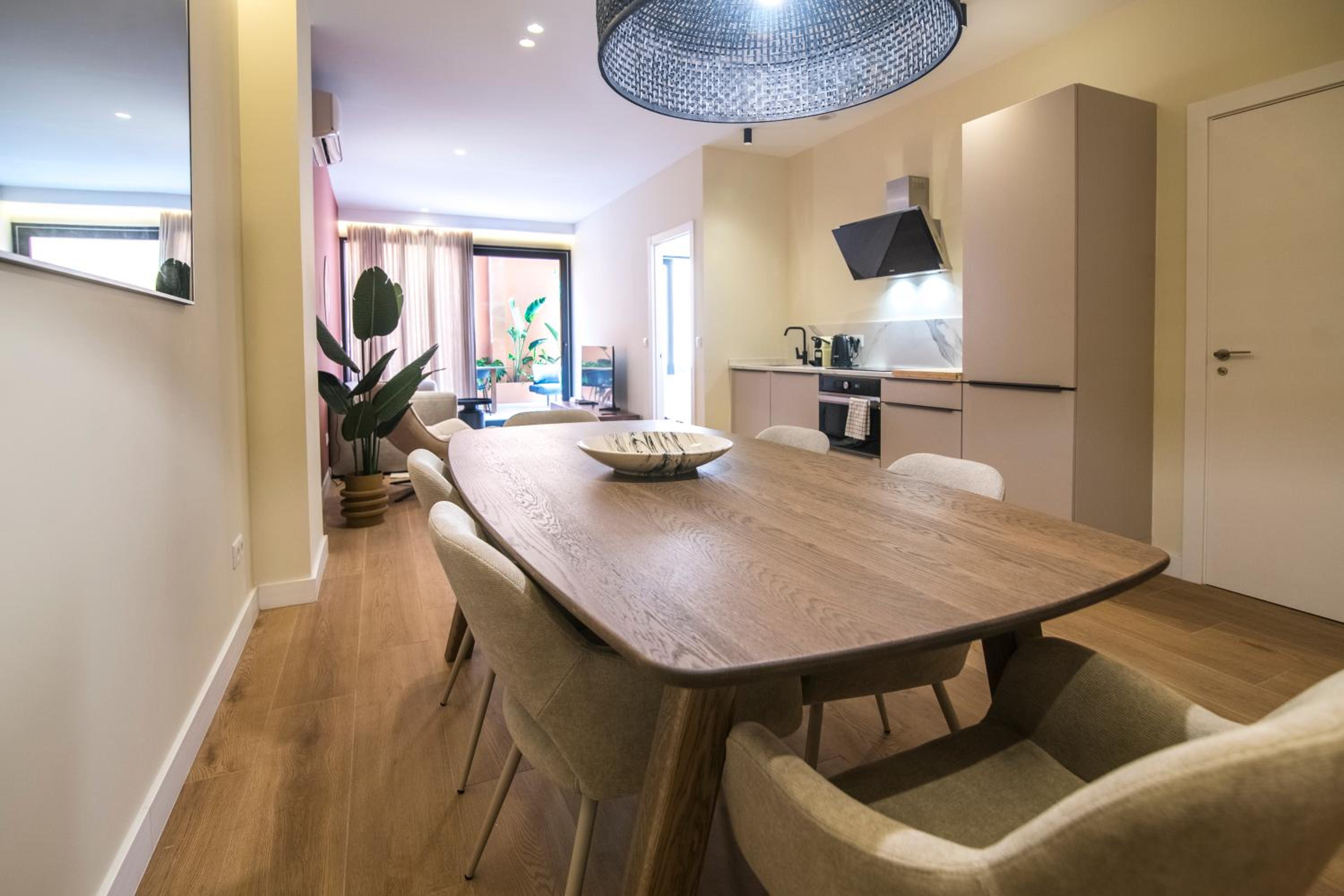 Apartamento moderno con terraza en el centro