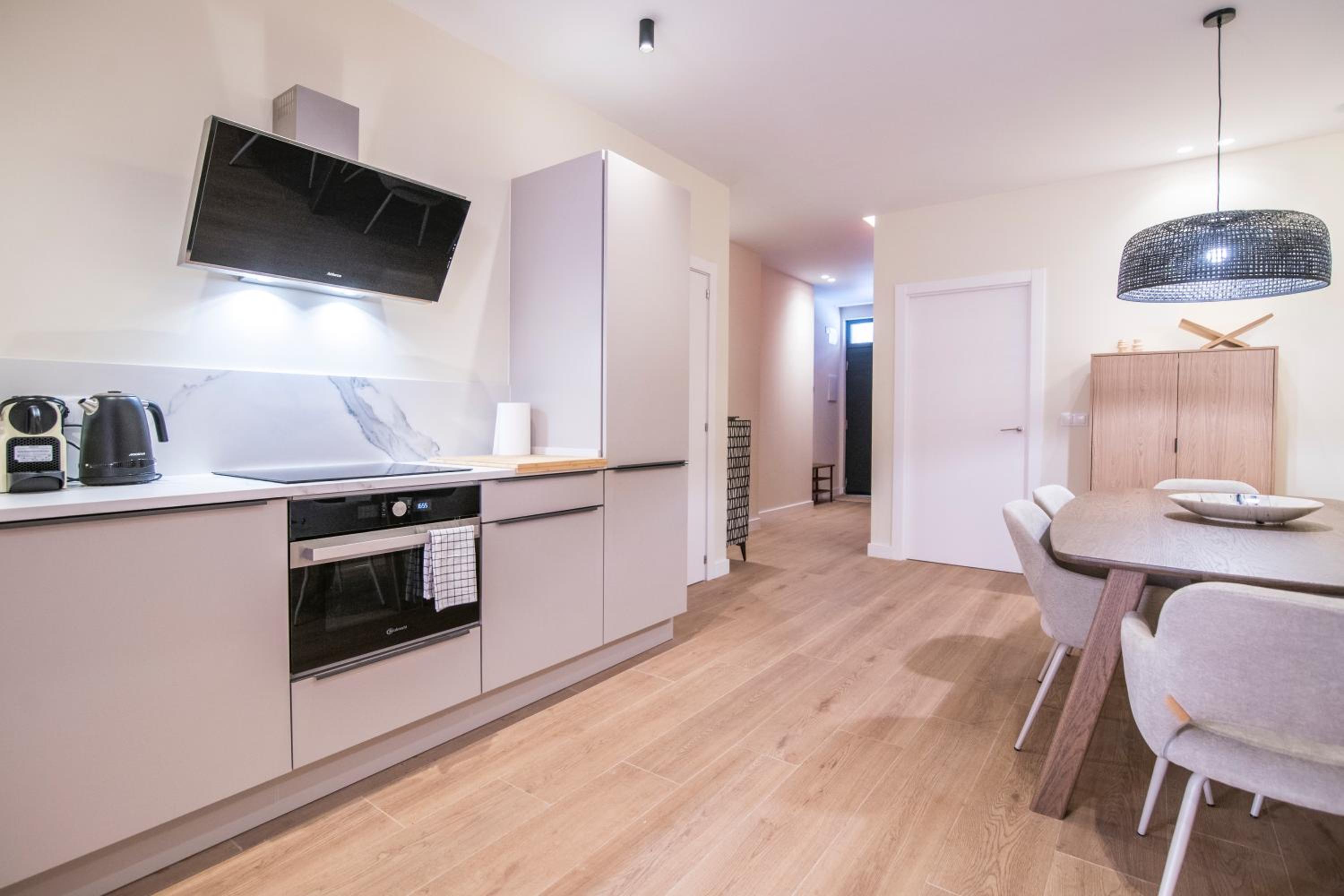 Apartamento moderno con terraza en el centro