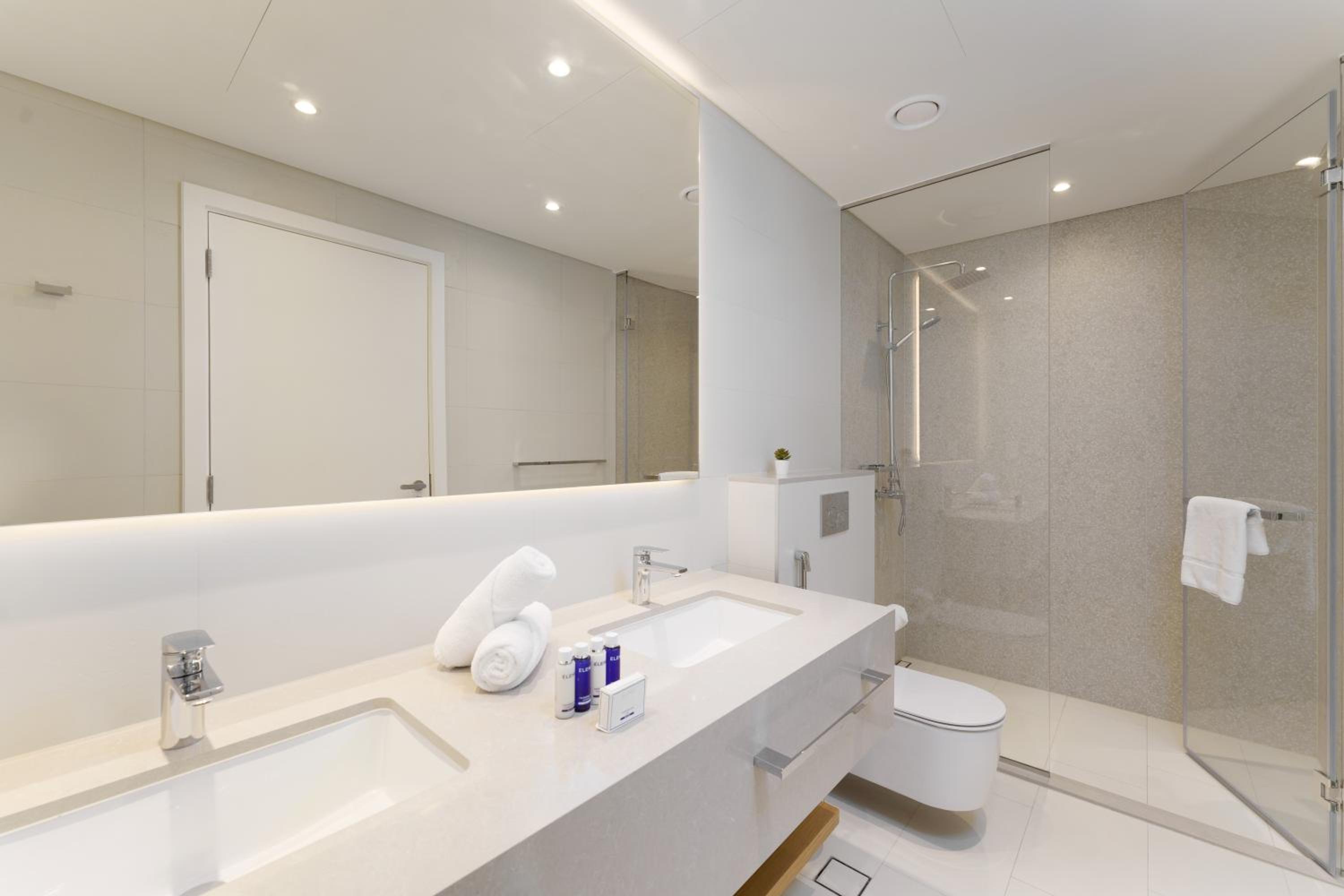 Maison Privee - Seaside JBR Living w/ Open Sea & Bluewaters Views