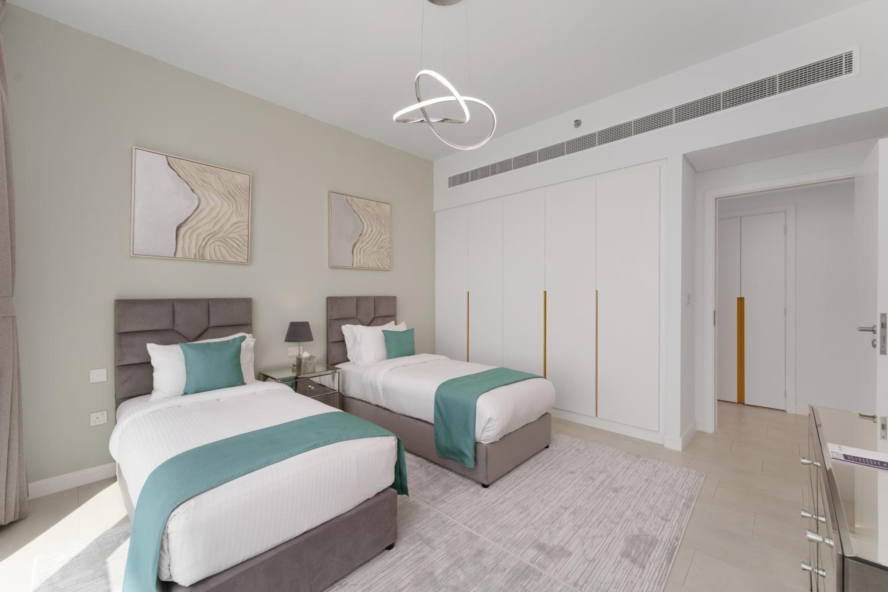 Maison Privee - Seaside JBR Living w/ Open Sea & Bluewaters Views