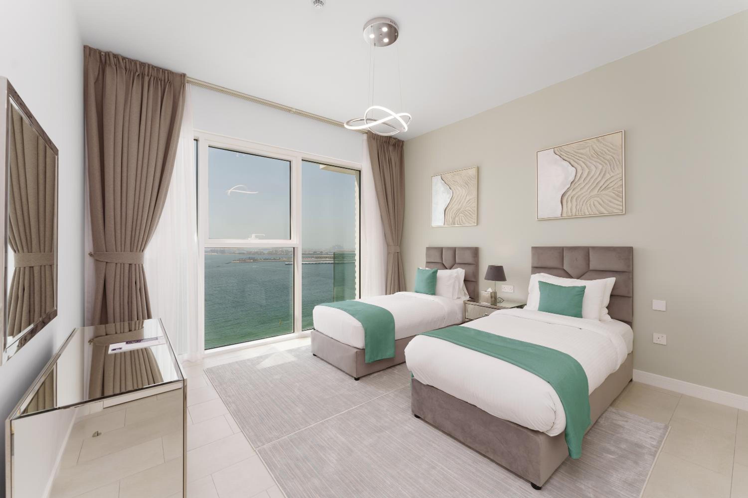 Maison Privee - Seaside JBR Living w/ Open Sea & Bluewaters Views