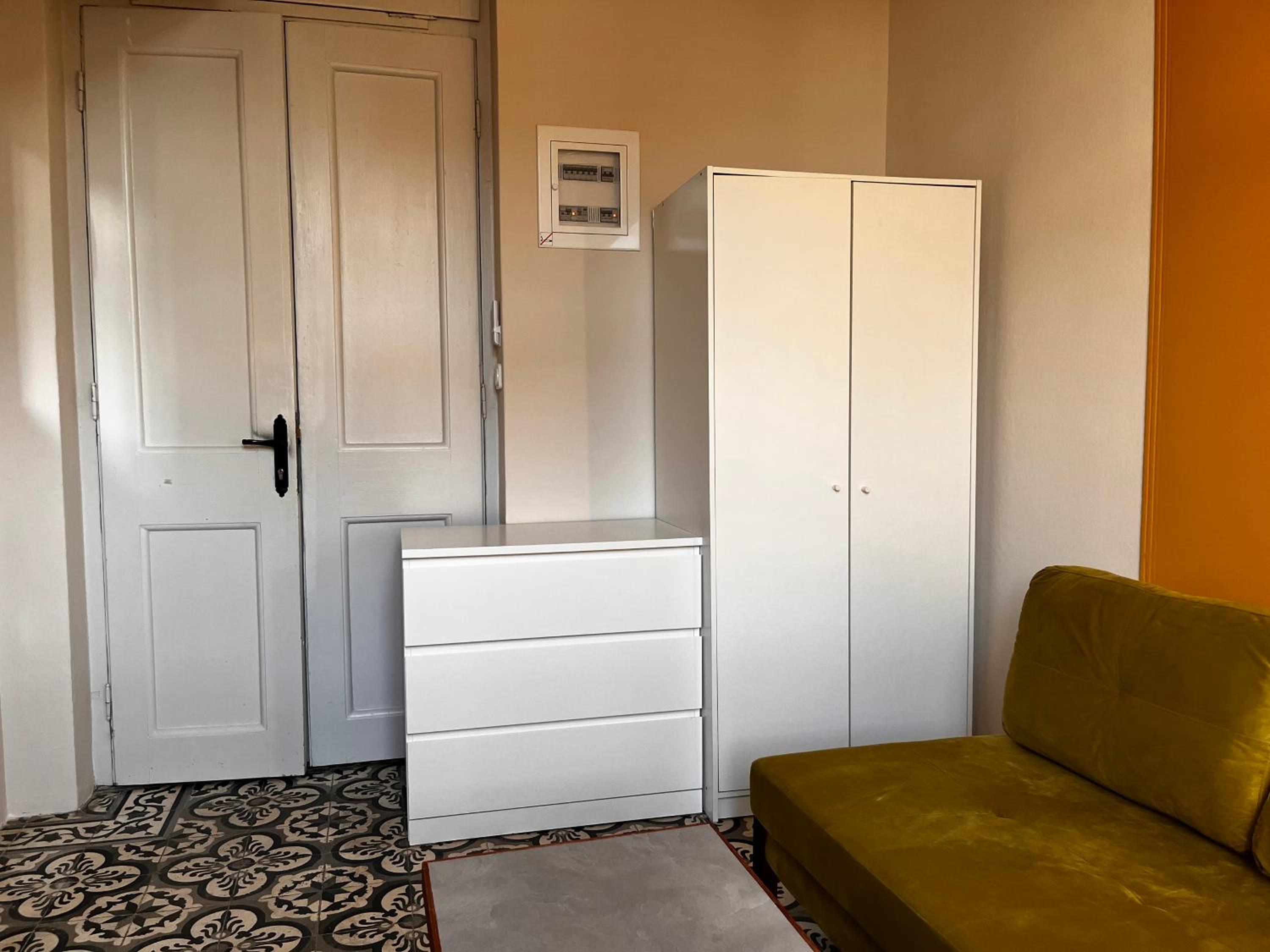 Apartment Studio 5