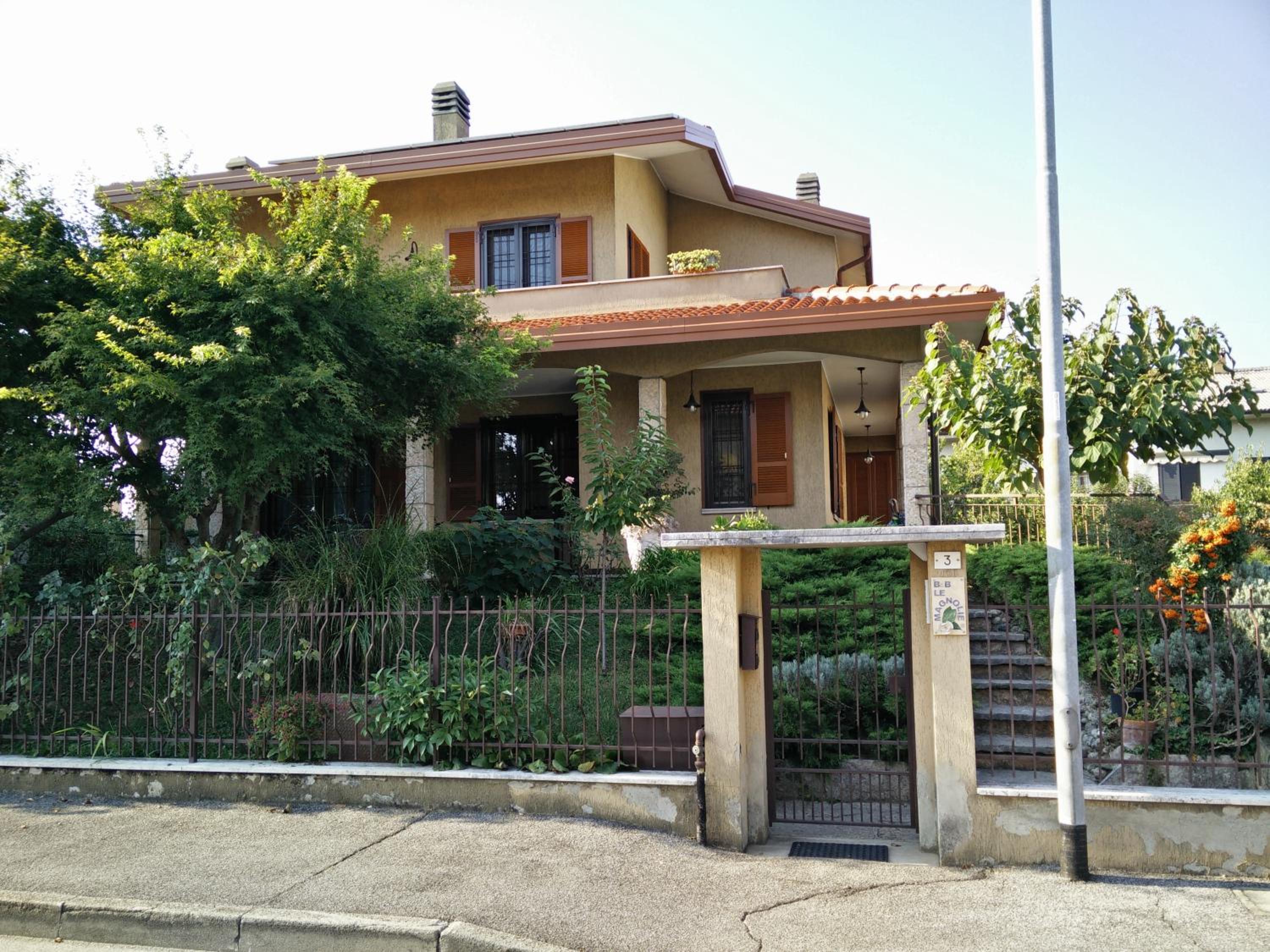 Le Magnolie B&B - MM2 Bussero - Milano Cortina