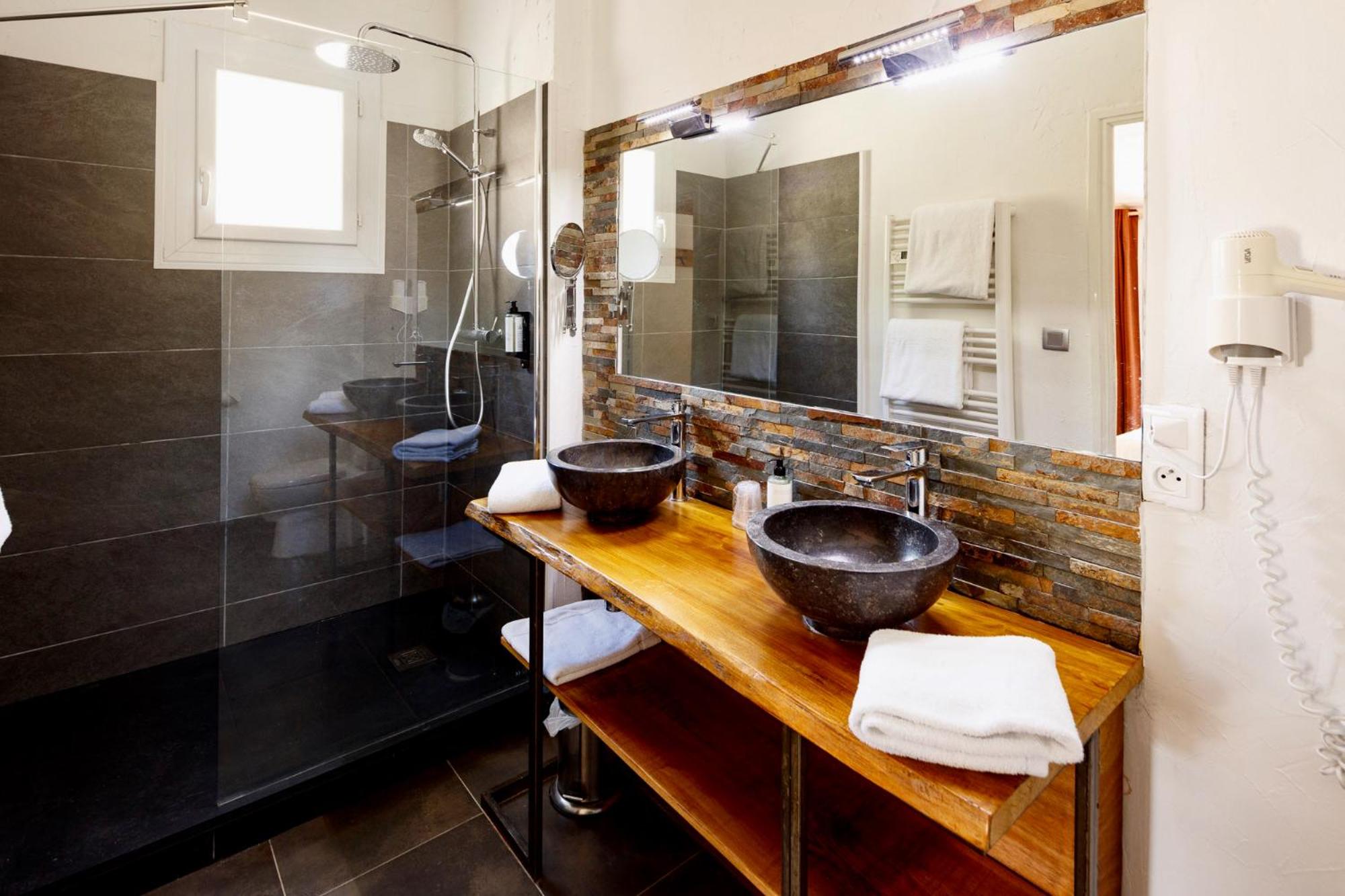 Photo 76