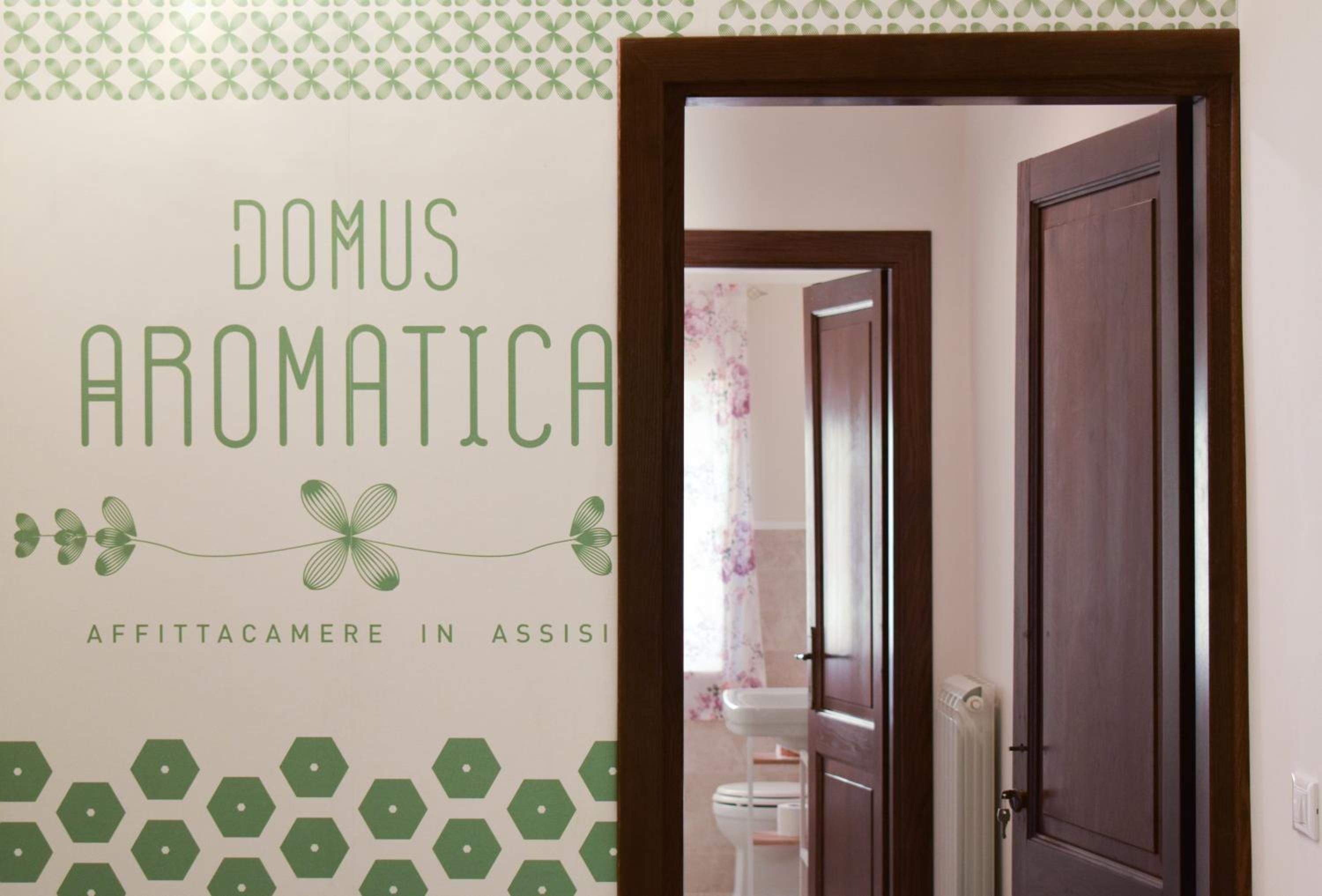 Domus Aromatica, profumo d'Assisi, profumo di casa