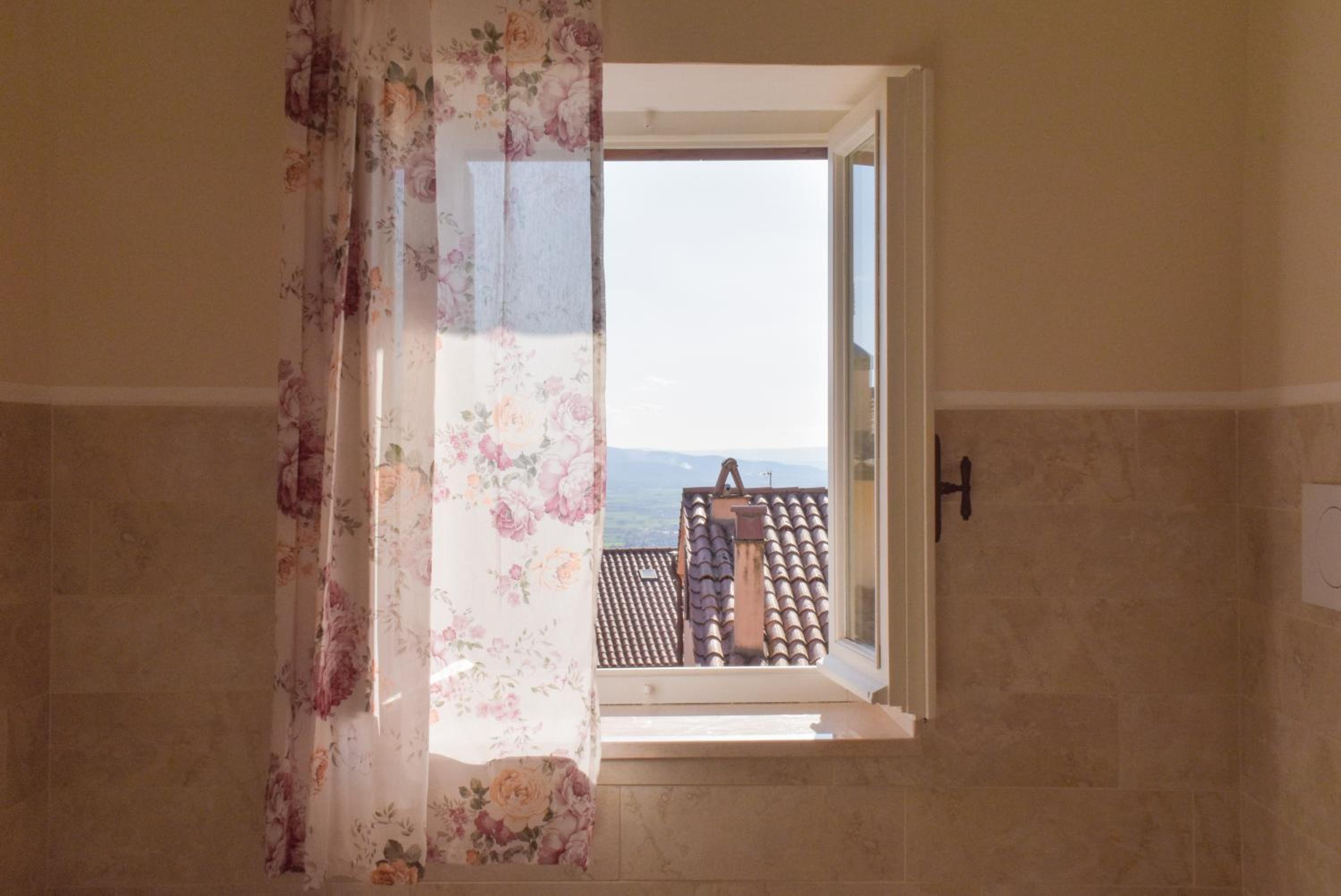 Domus Aromatica, profumo d'Assisi, profumo di casa