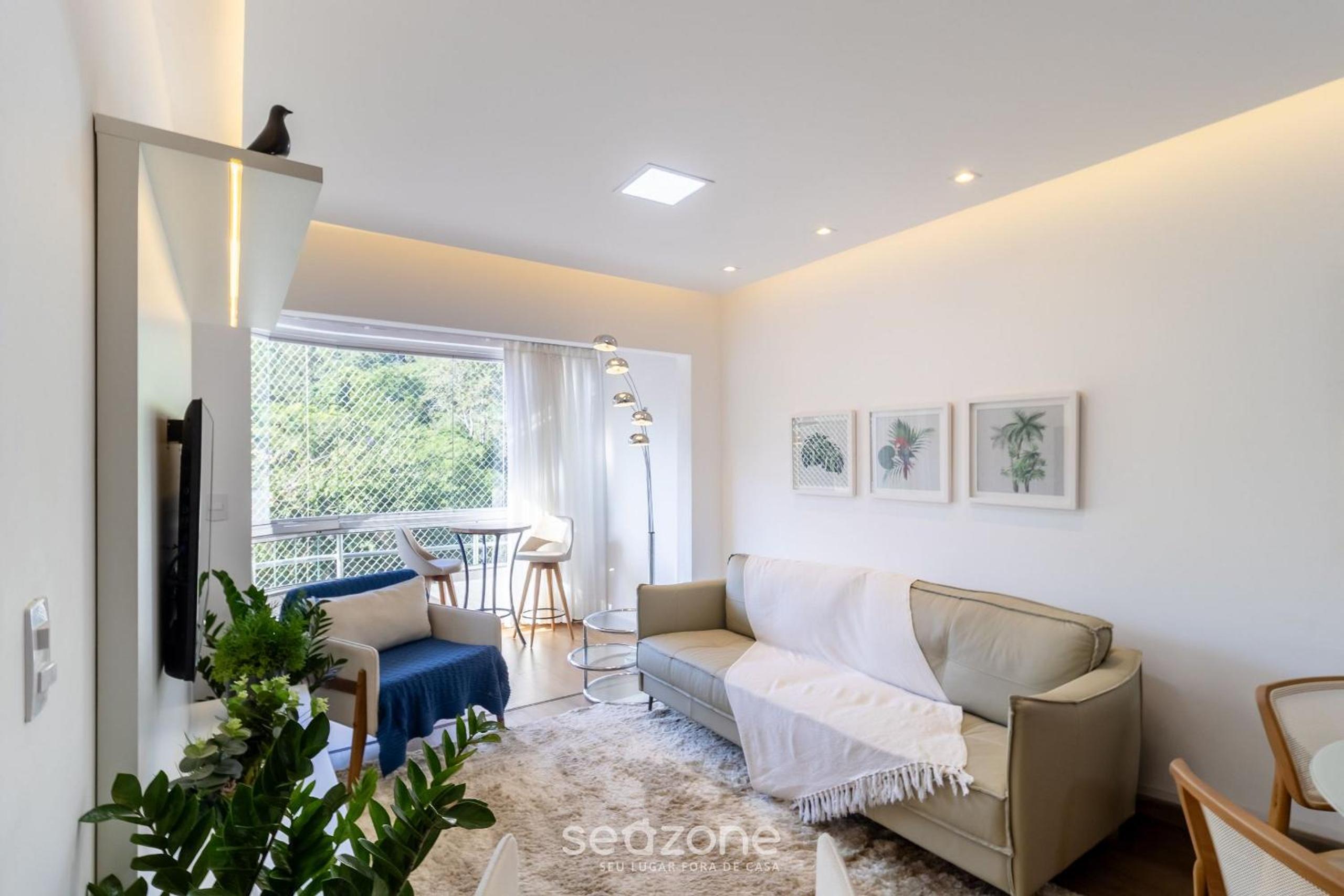 Beautiful 2 Bedroom Apartment in Itacorubi RLZ0301