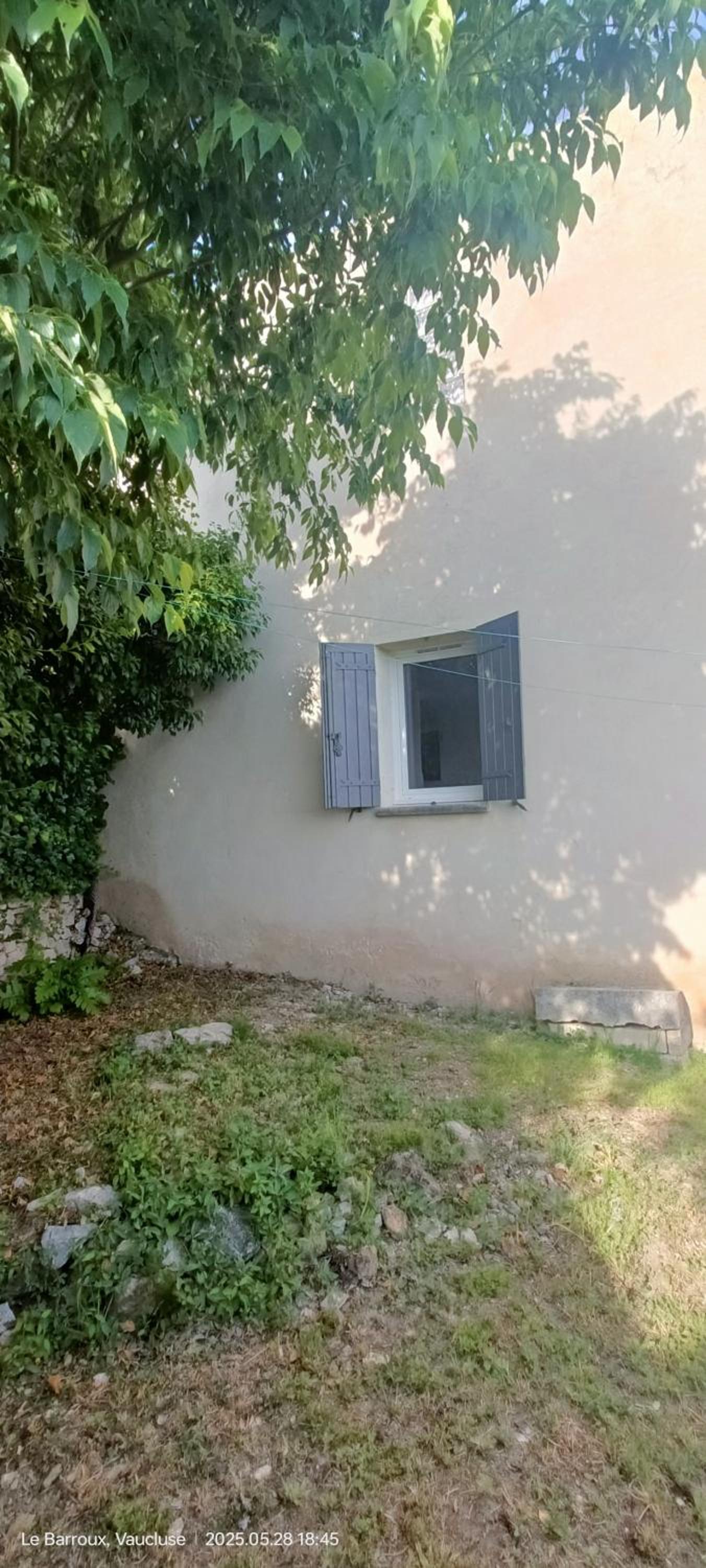 Maison sur la colline du Barroux