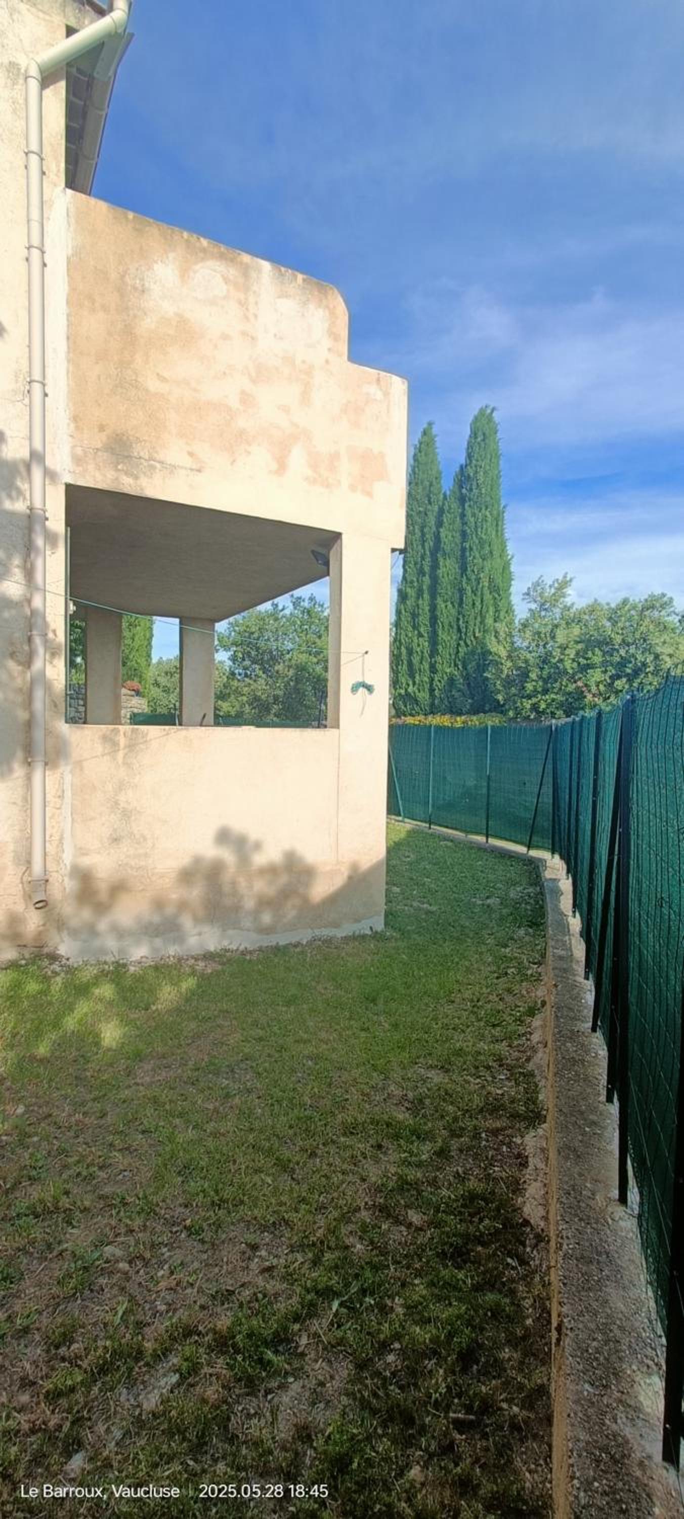 Maison sur la colline du Barroux