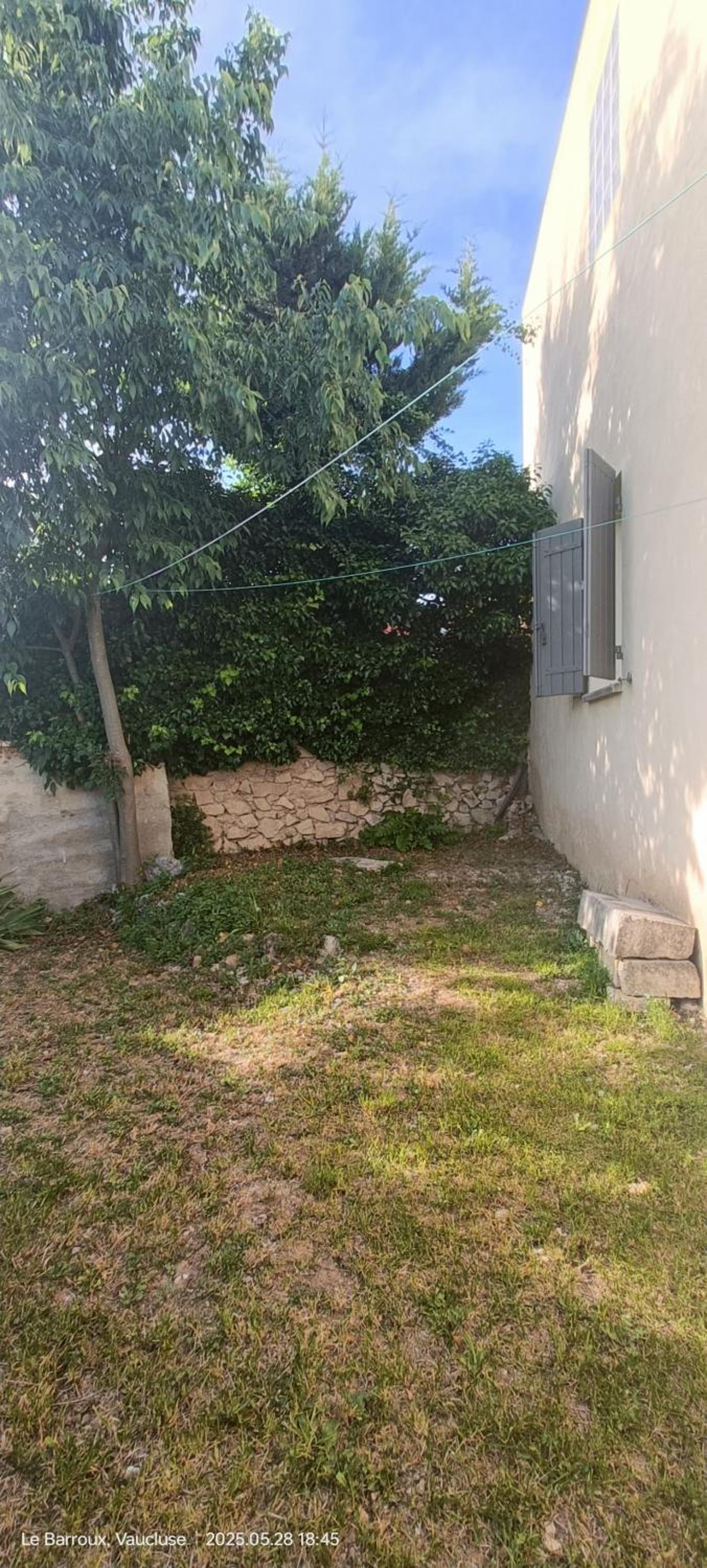 Maison sur la colline du Barroux