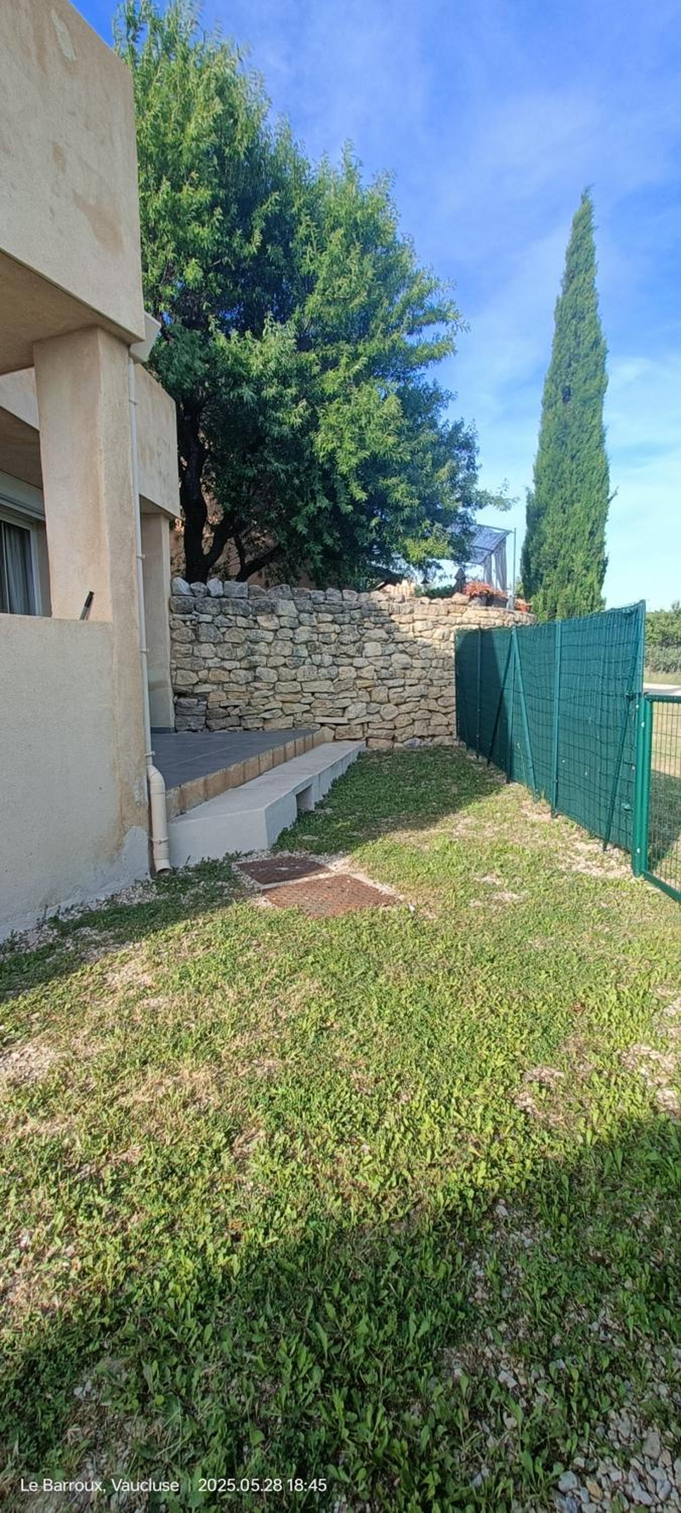 Maison sur la colline du Barroux