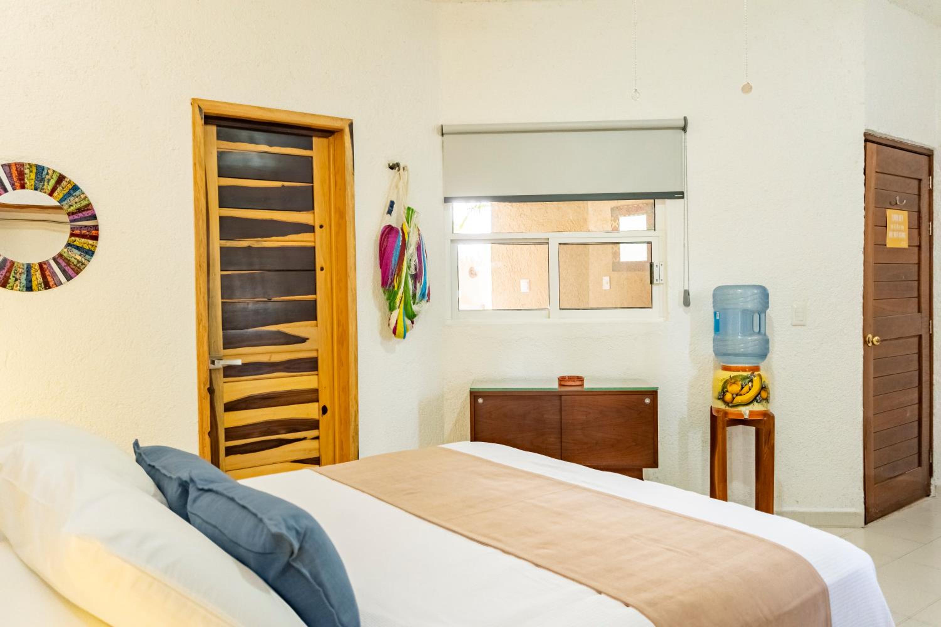 Amazing Complex Near 5th Avenue by Andiani Travel
