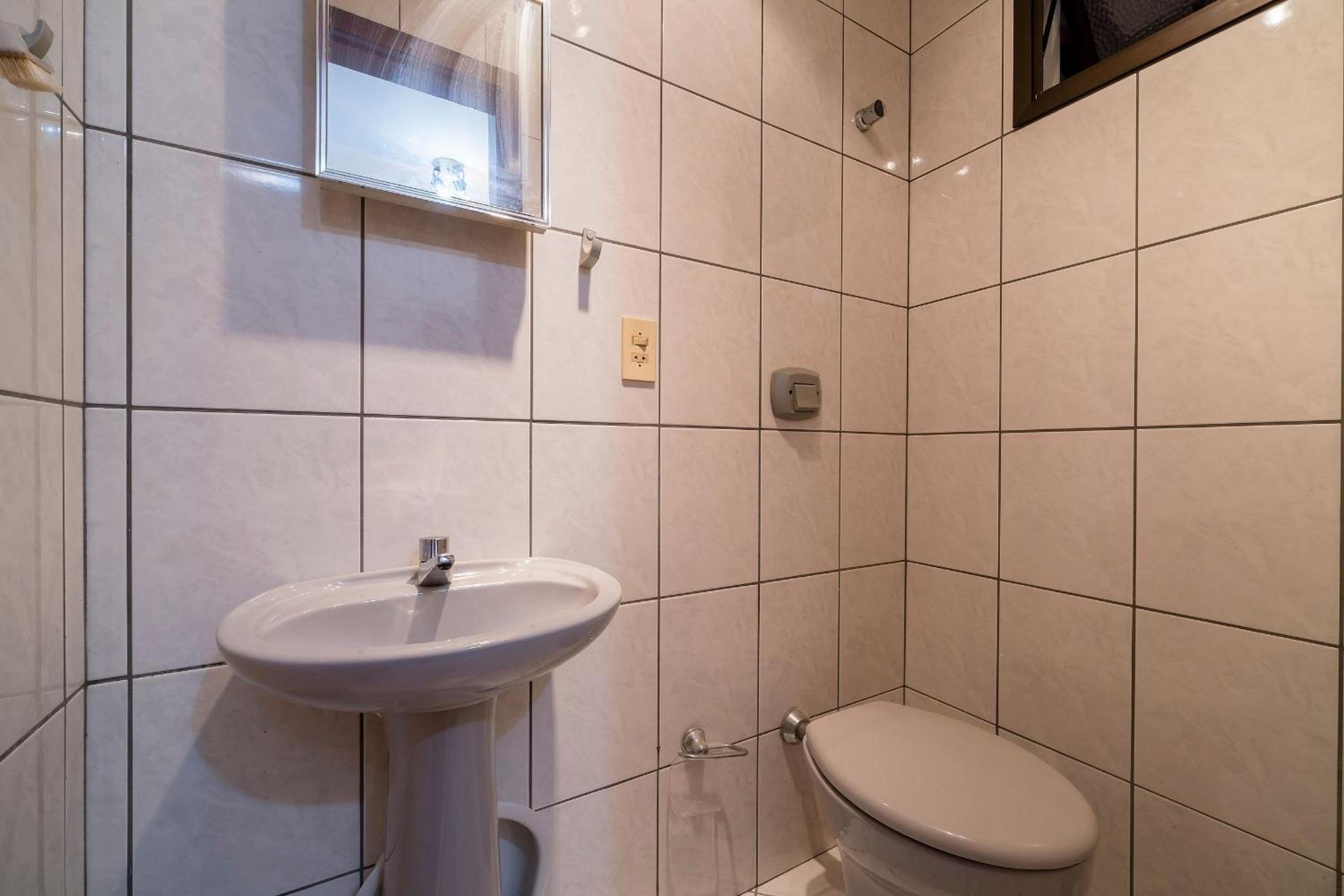 Apartment w balcony 250m from Praia Central ERJ101