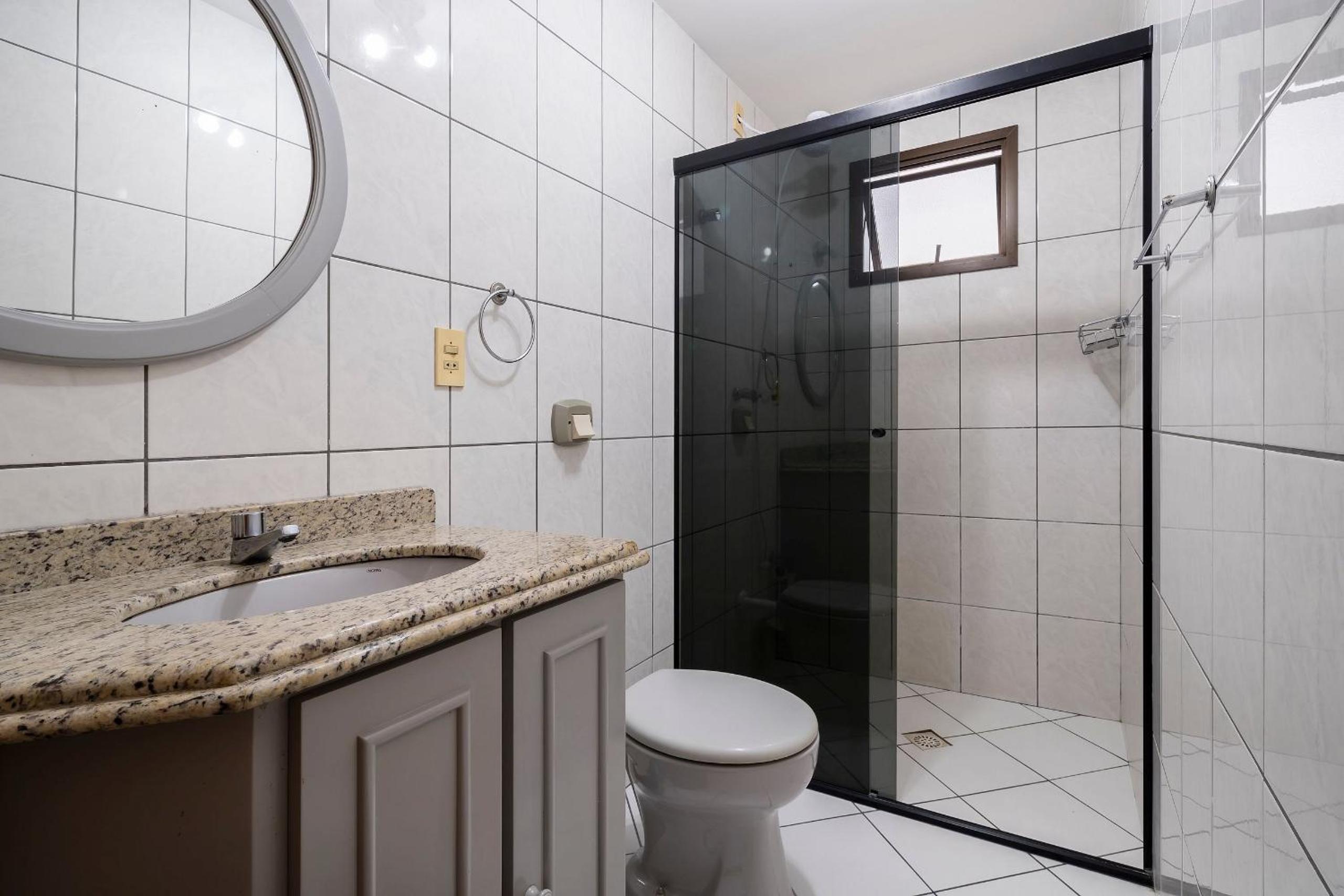 Apartment w balcony 250m from Praia Central ERJ101