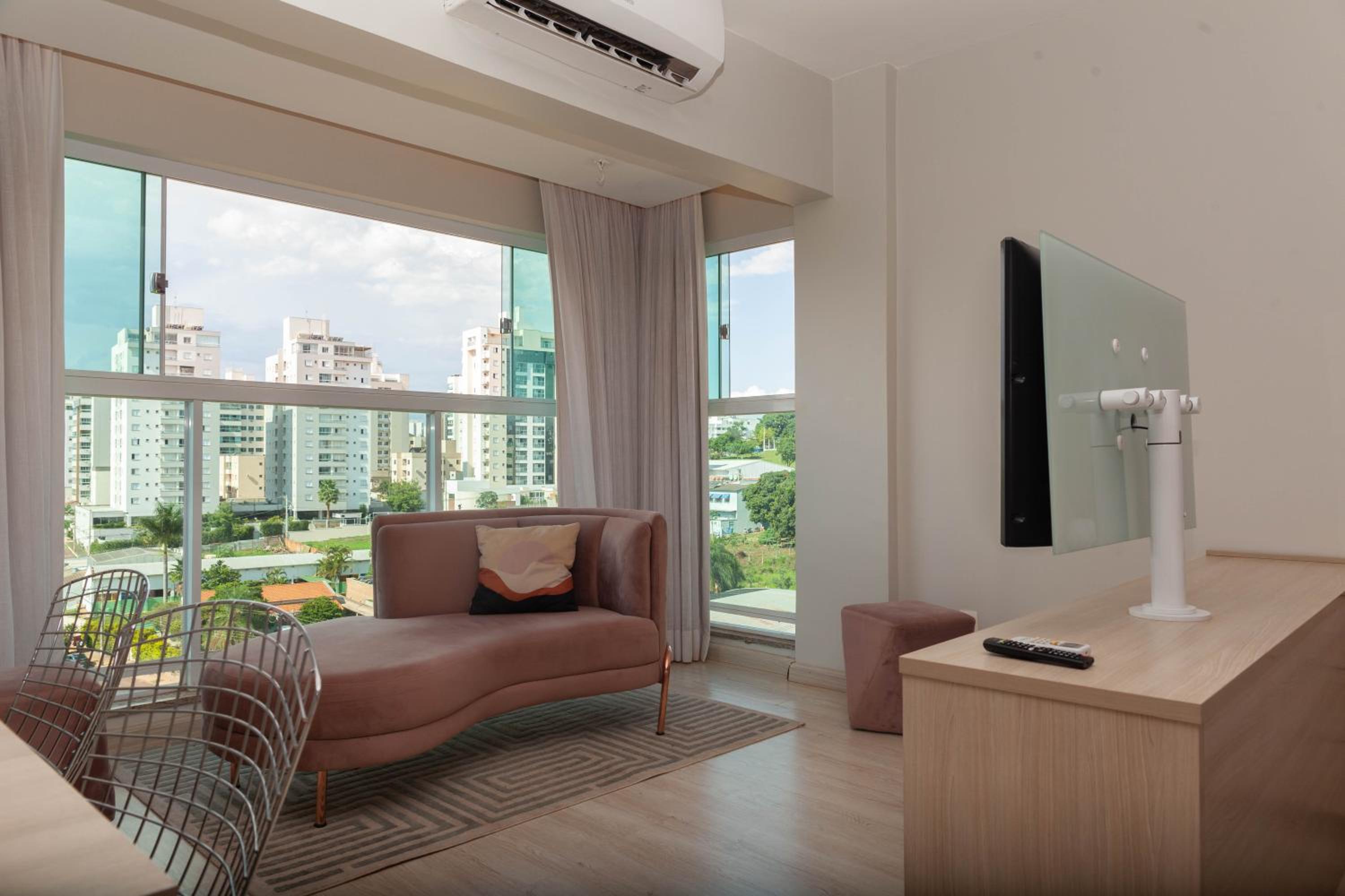 Loft Uberlândia - Ao Lado do Praia Clube