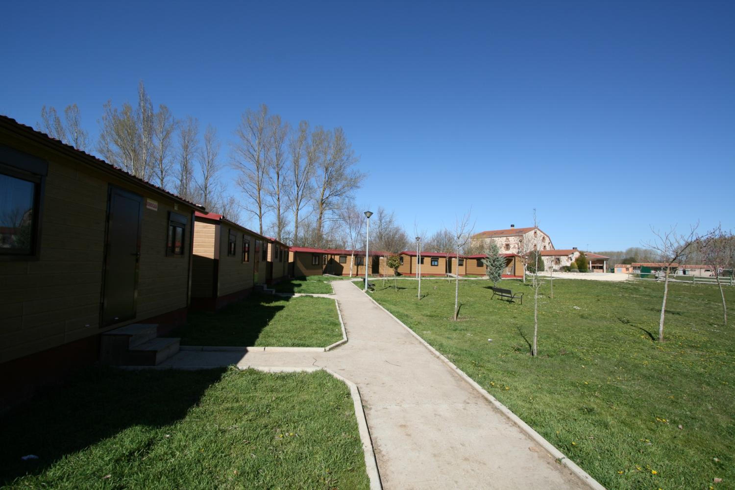 Bungalows Granja Escuela Arlanzón view 2