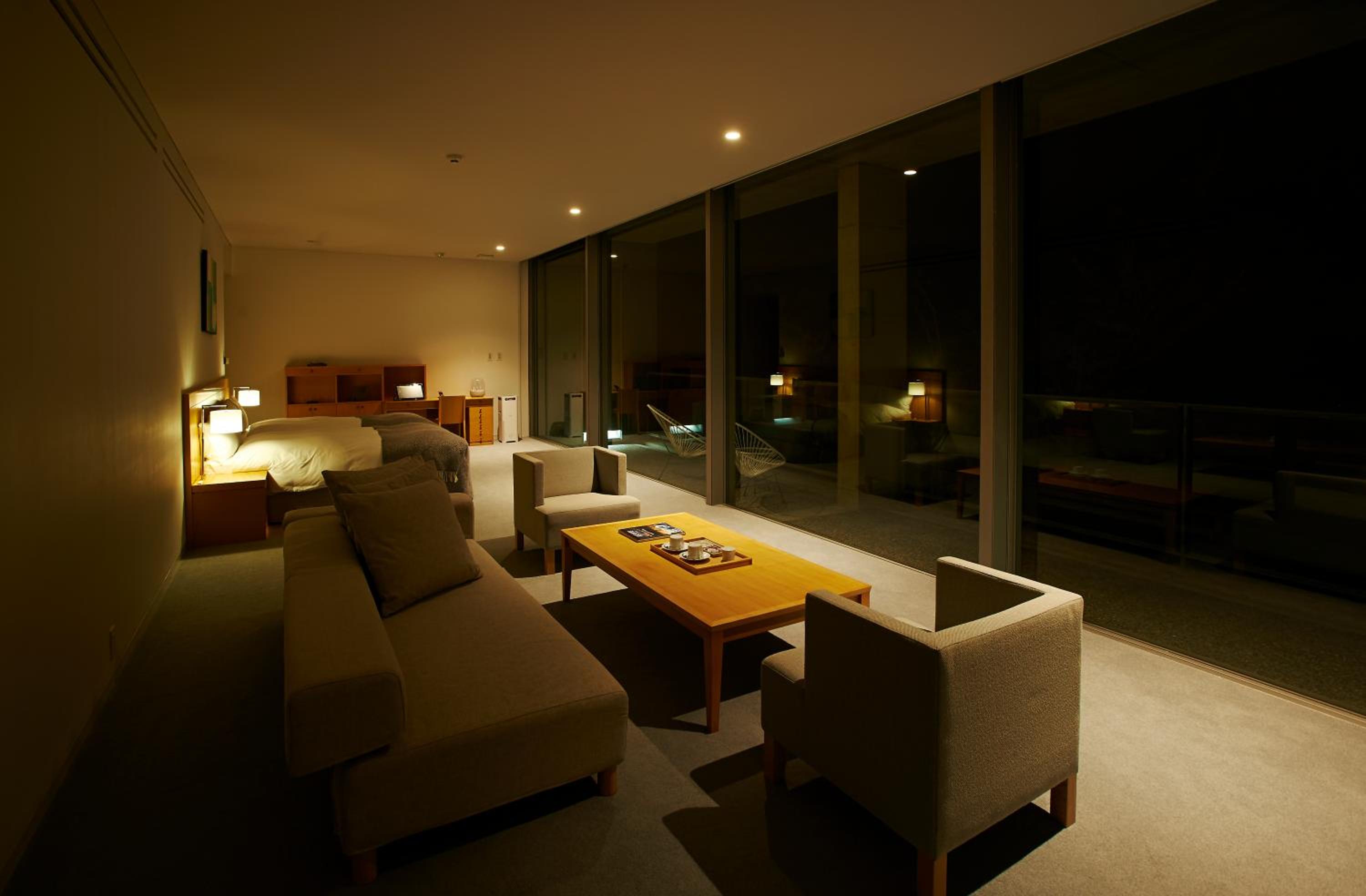 SETOUCHI RETREAT by Onko Chishin