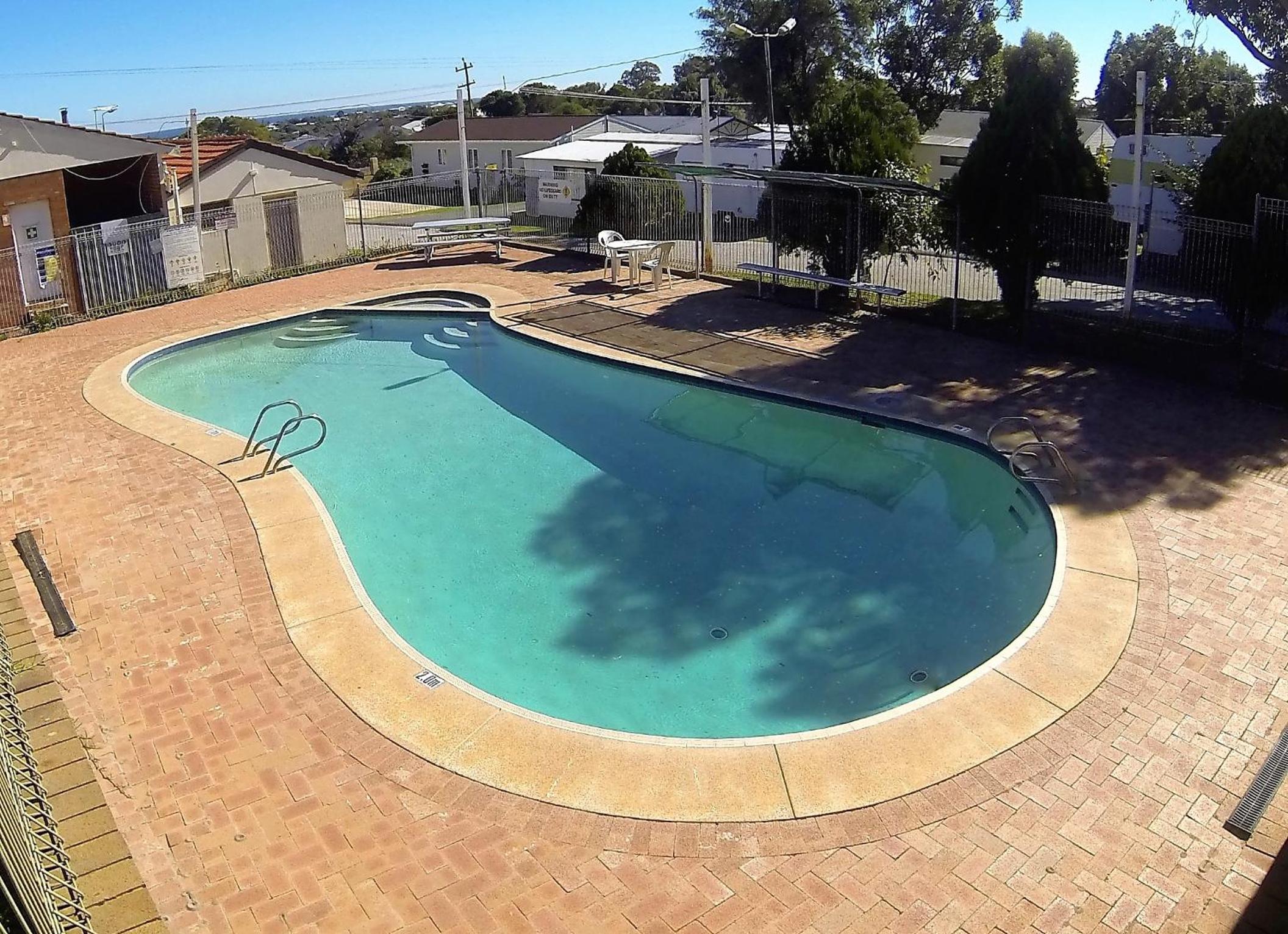 Twin Waters Caravan Park