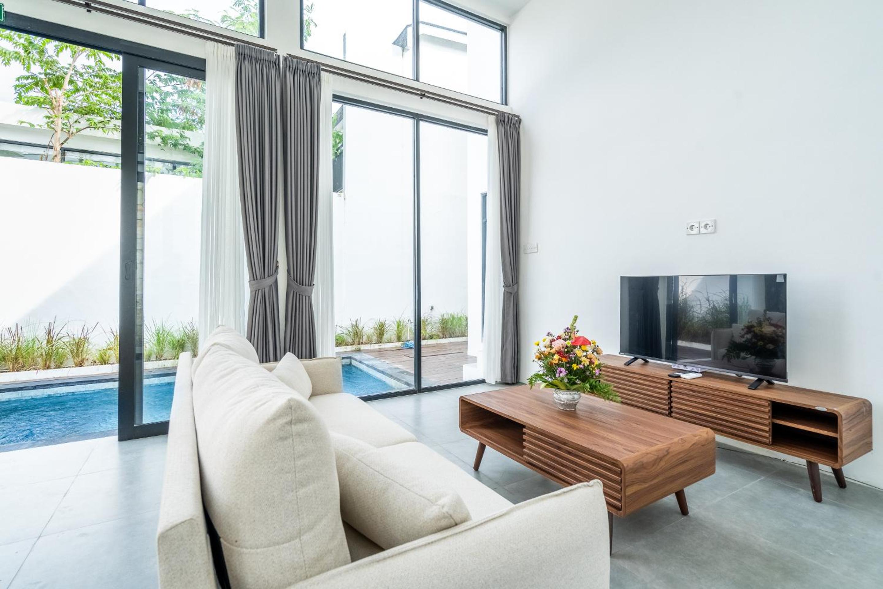 Light Way Villa in Canggu