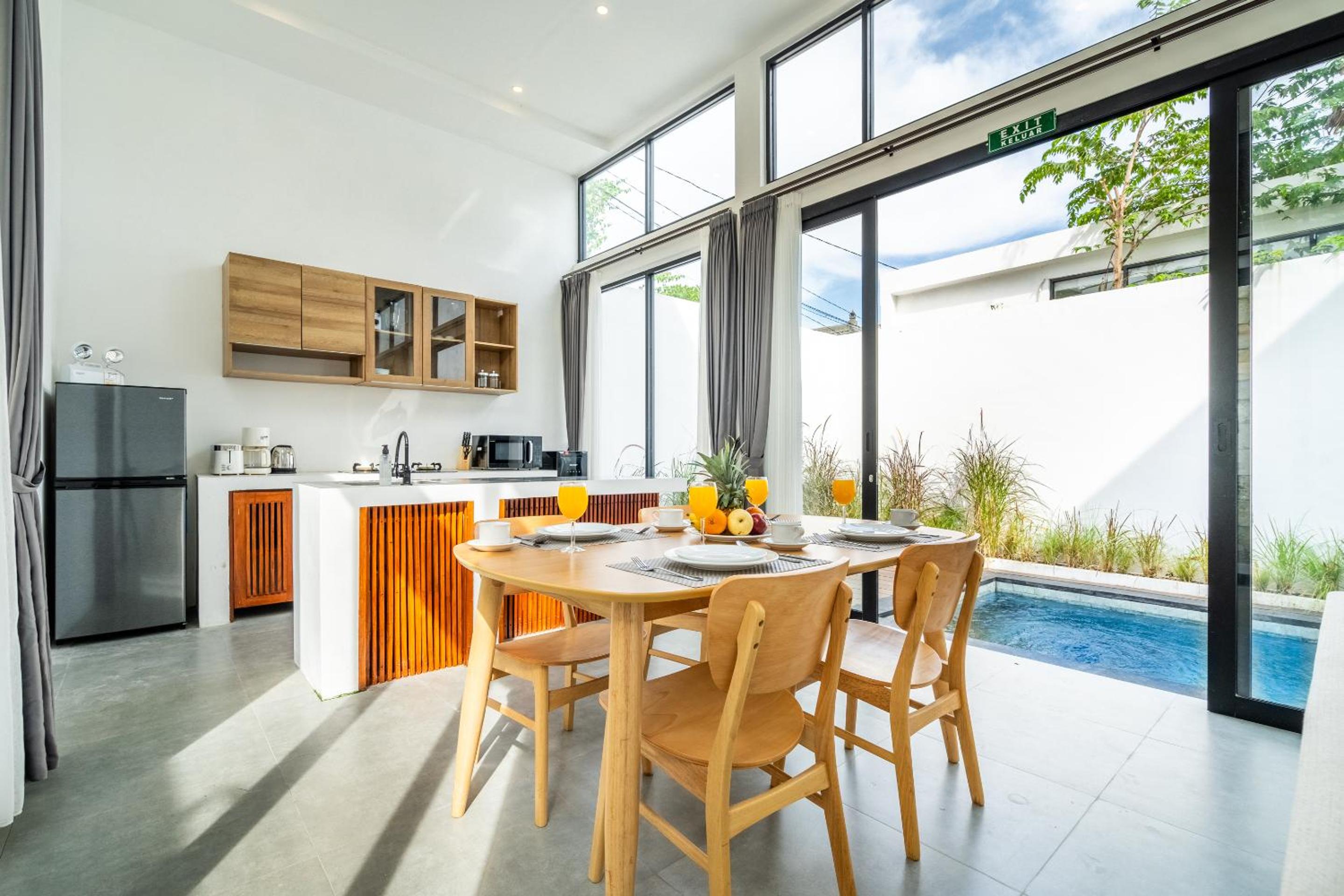 Light Way Villa in Canggu