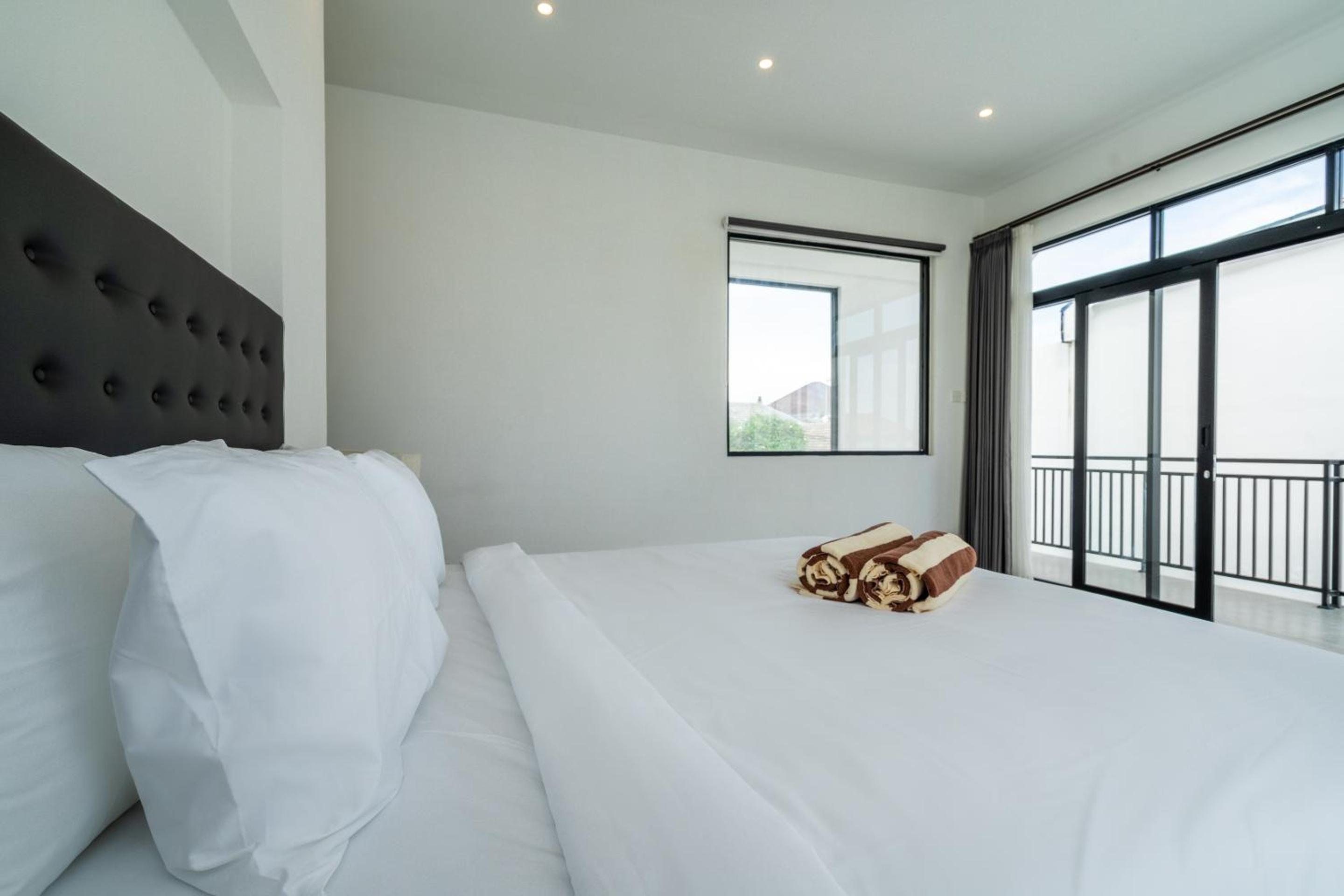 Light Way Villa in Canggu