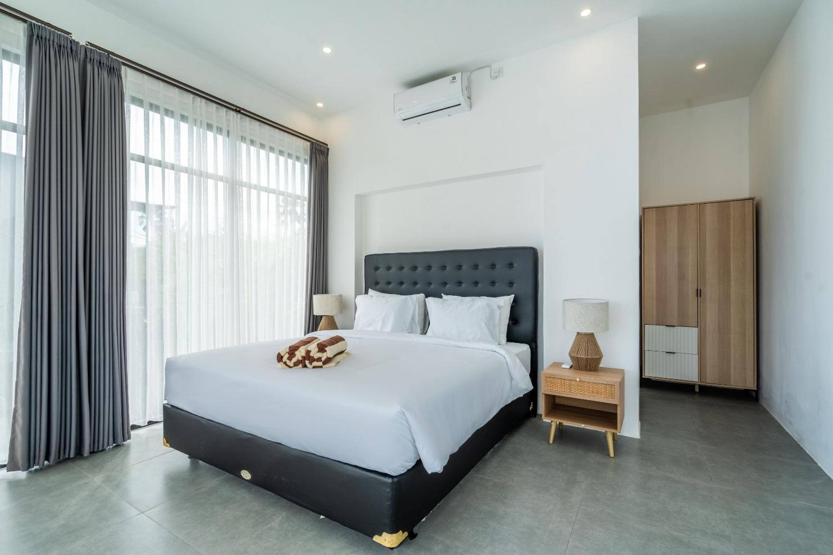 Light Way Villa in Canggu
