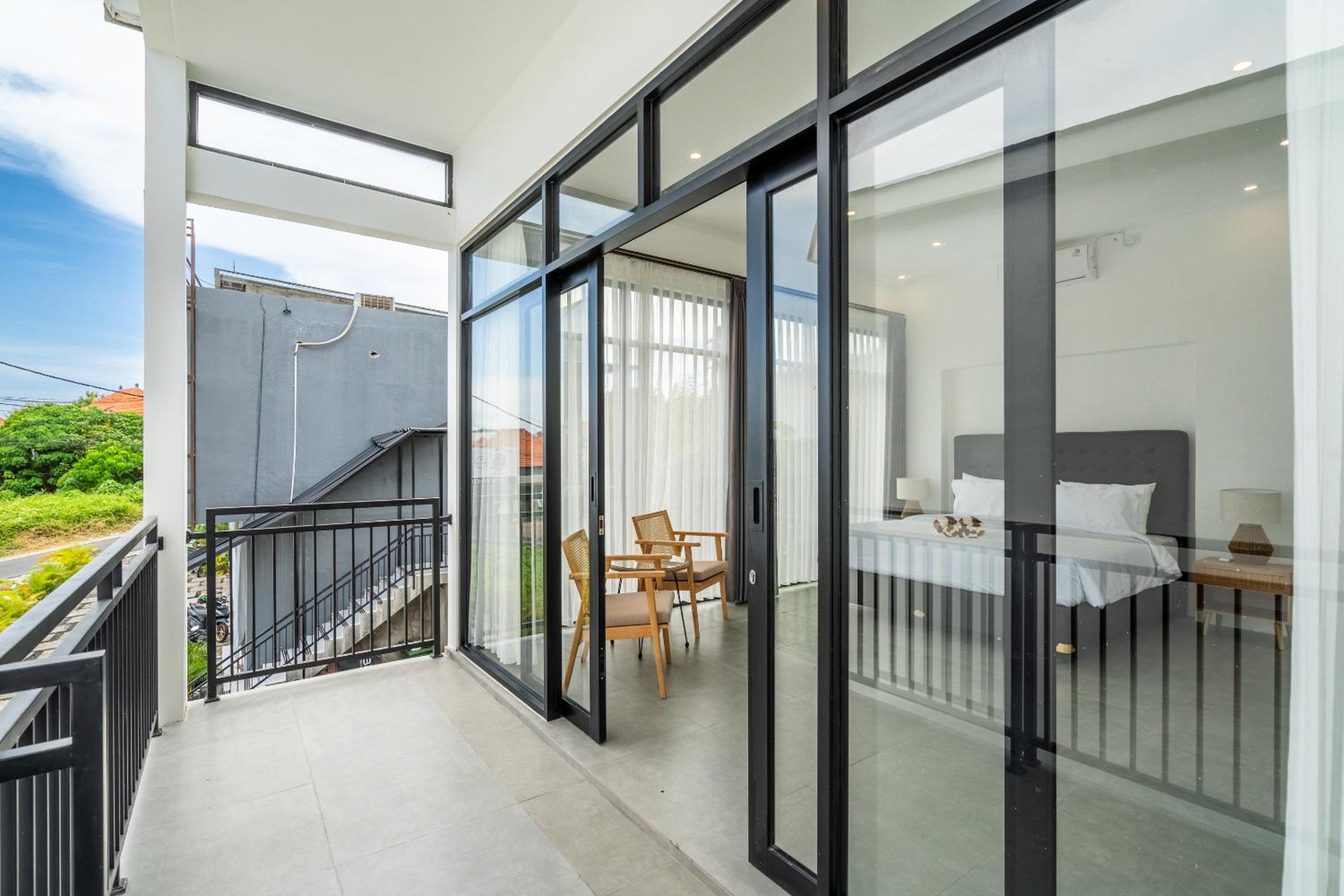 Light Way Villa in Canggu