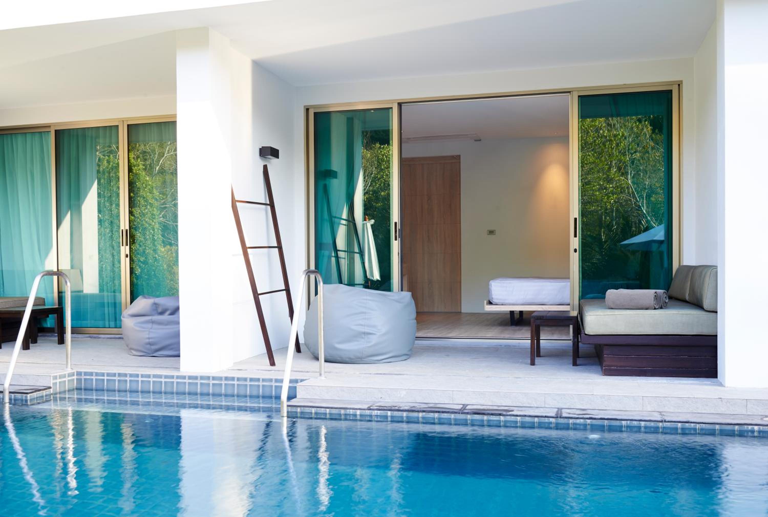 Moonlight Bay Resort