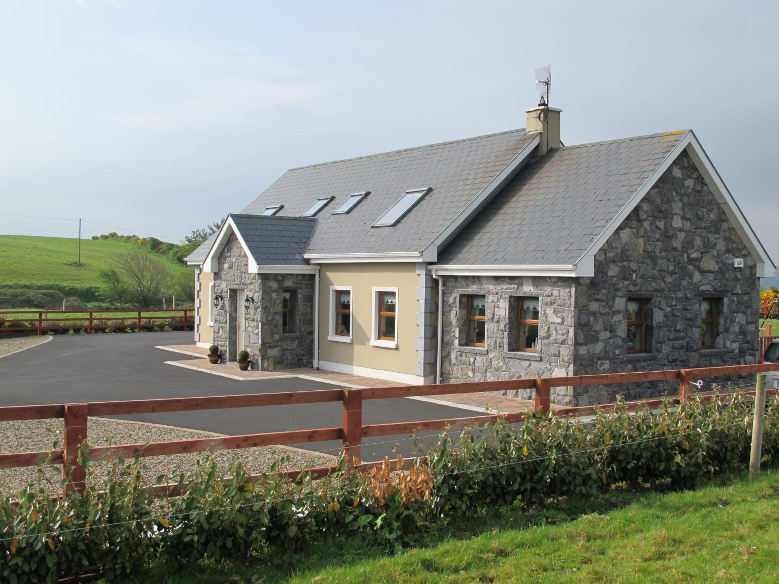 O'Learys Lodge view 2