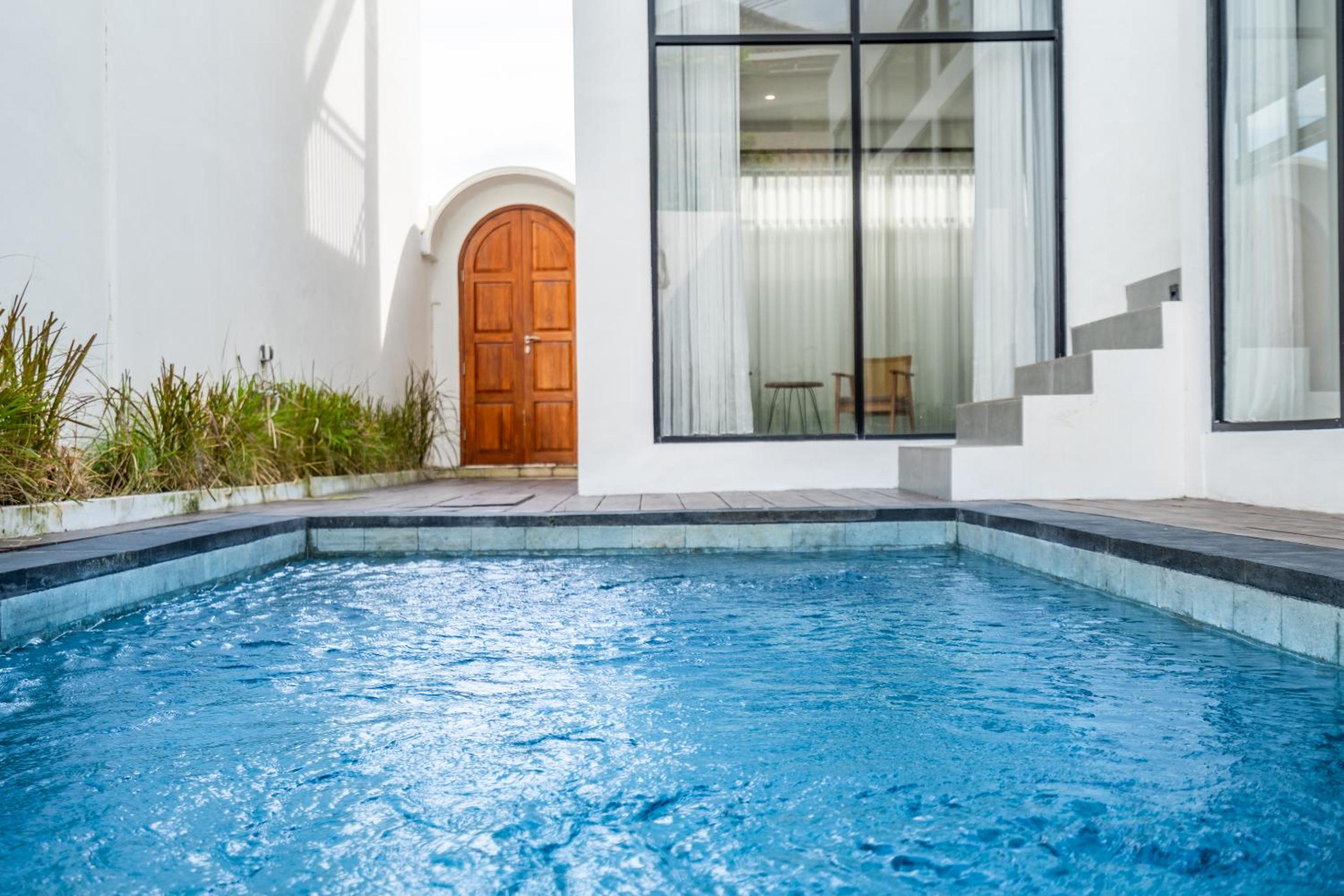 Light Way Villa in Canggu