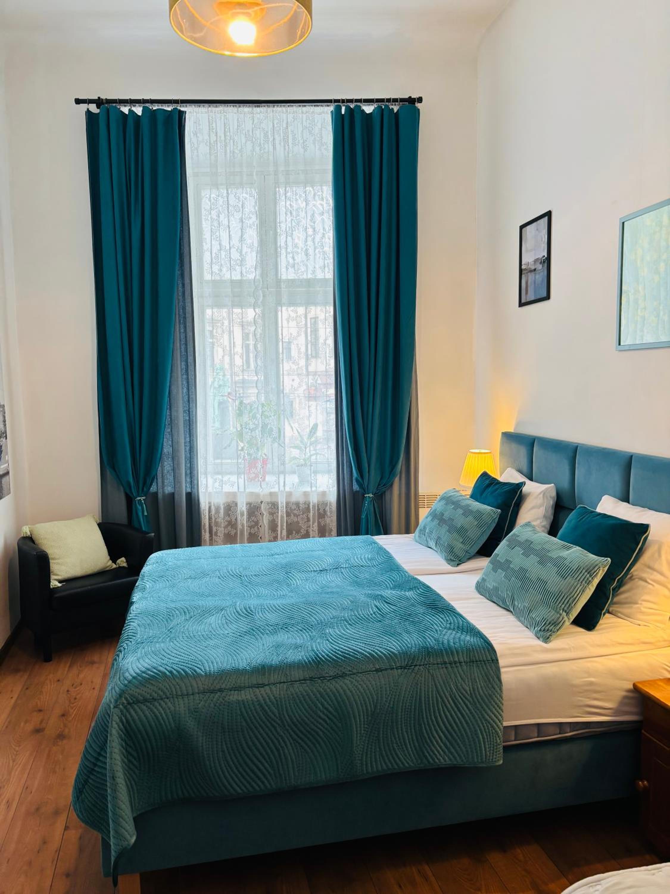 Krakow Apartments & Rooms