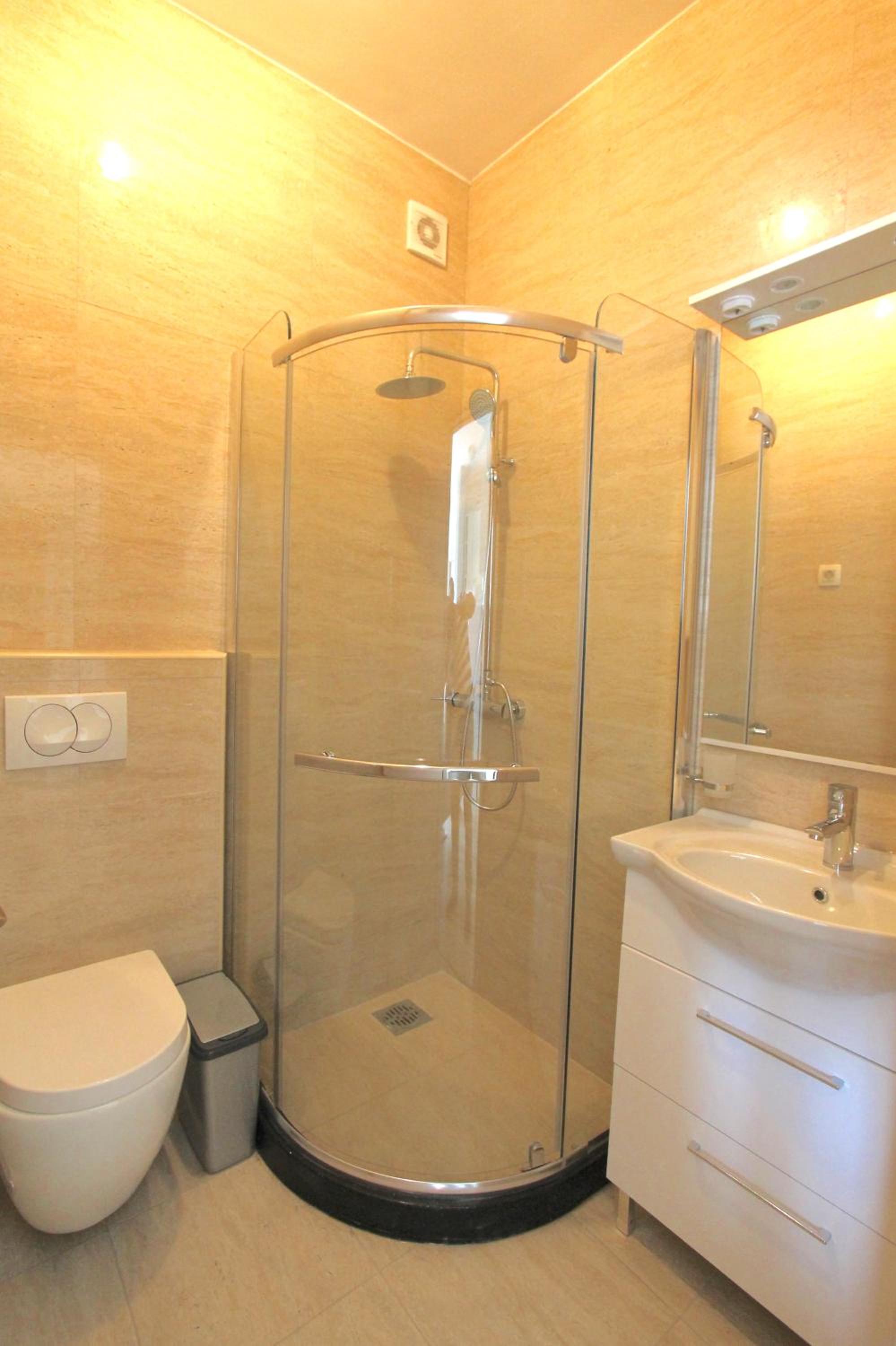 Apartments Aqua
