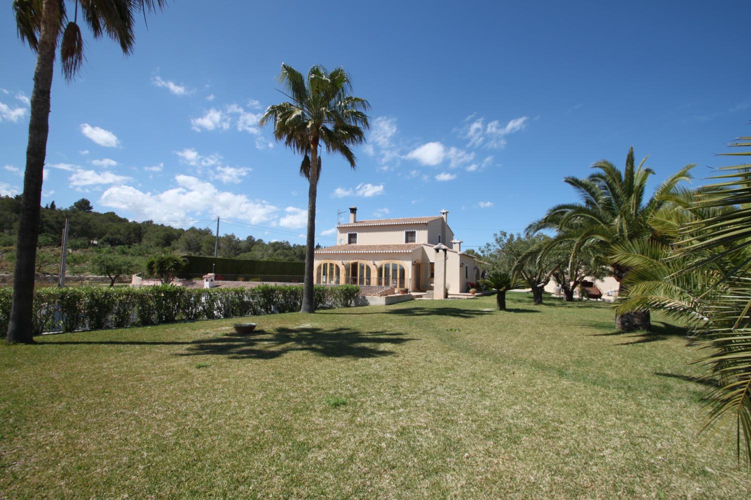 Finca Cantares - holiday home with private swimming pool in Benissa view 4