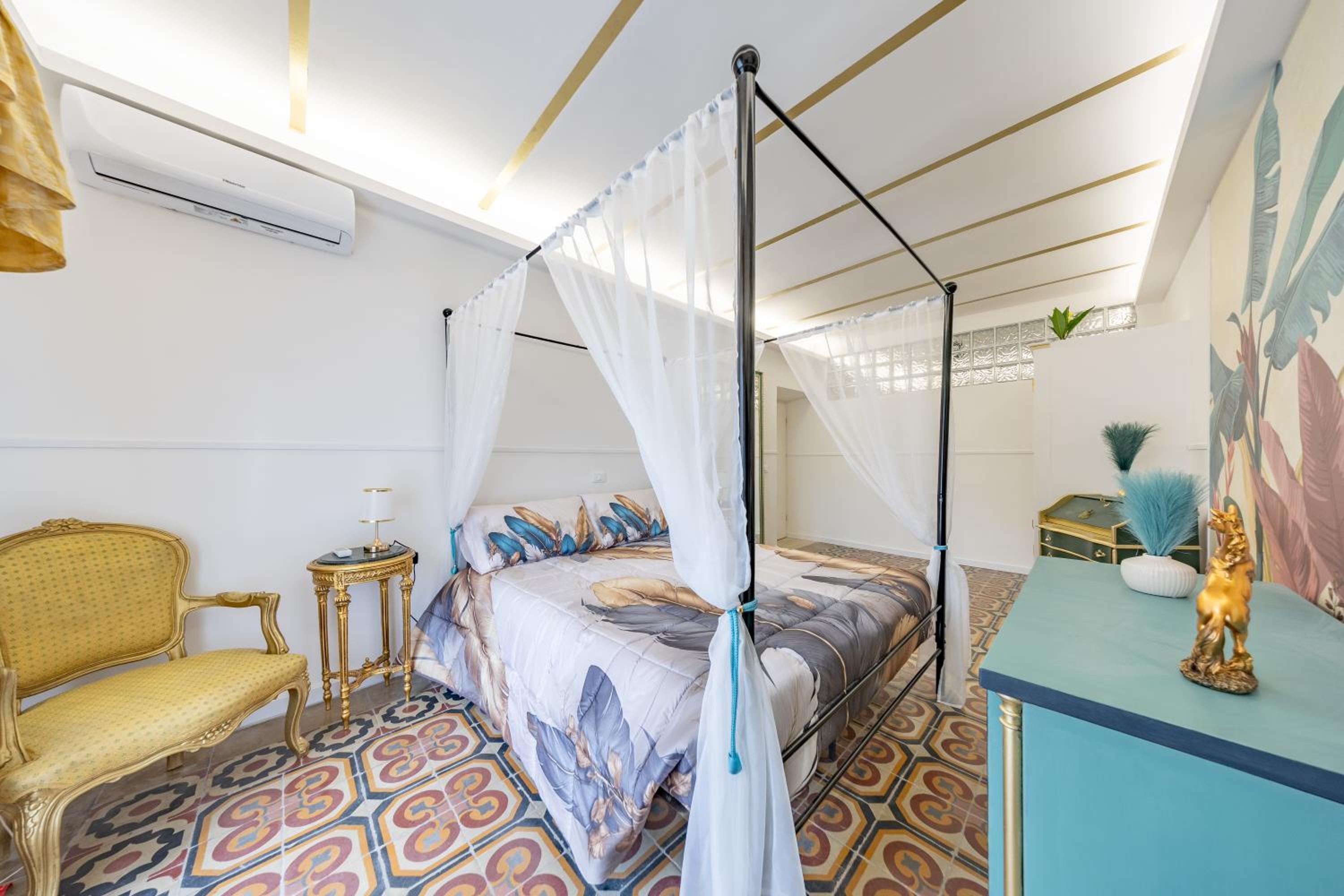 Montecelio Golden House