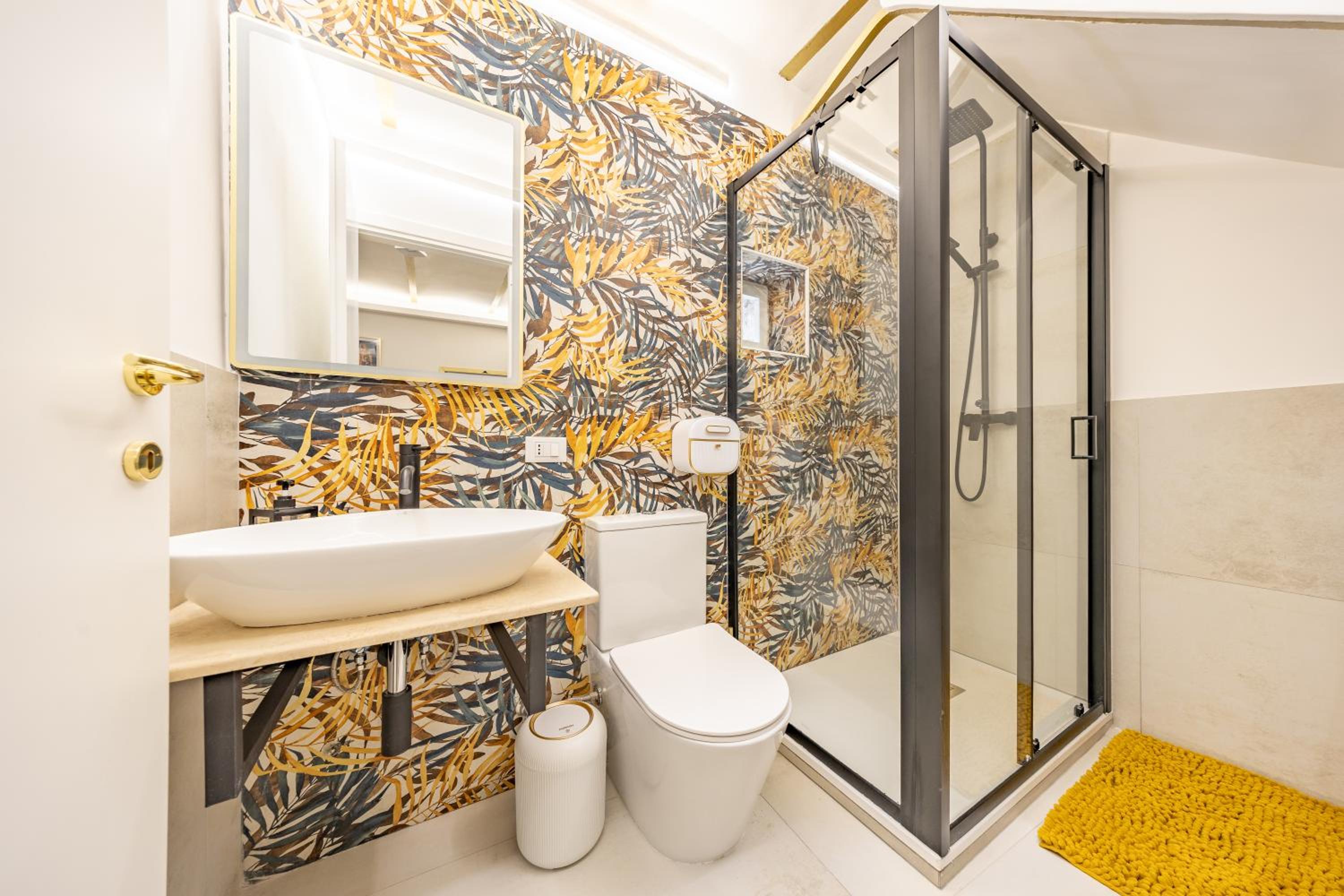 Montecelio Golden House