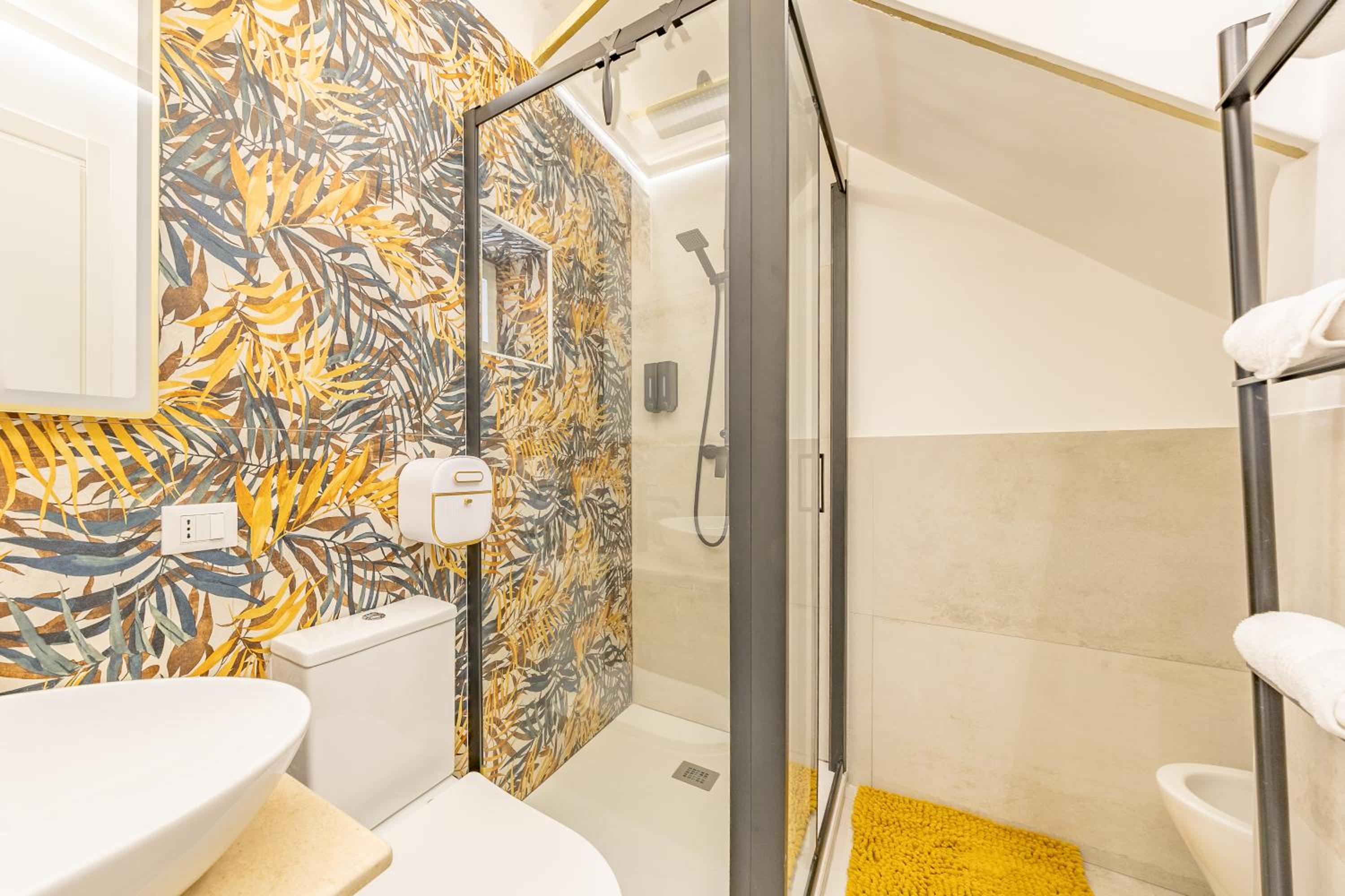 Montecelio Golden House