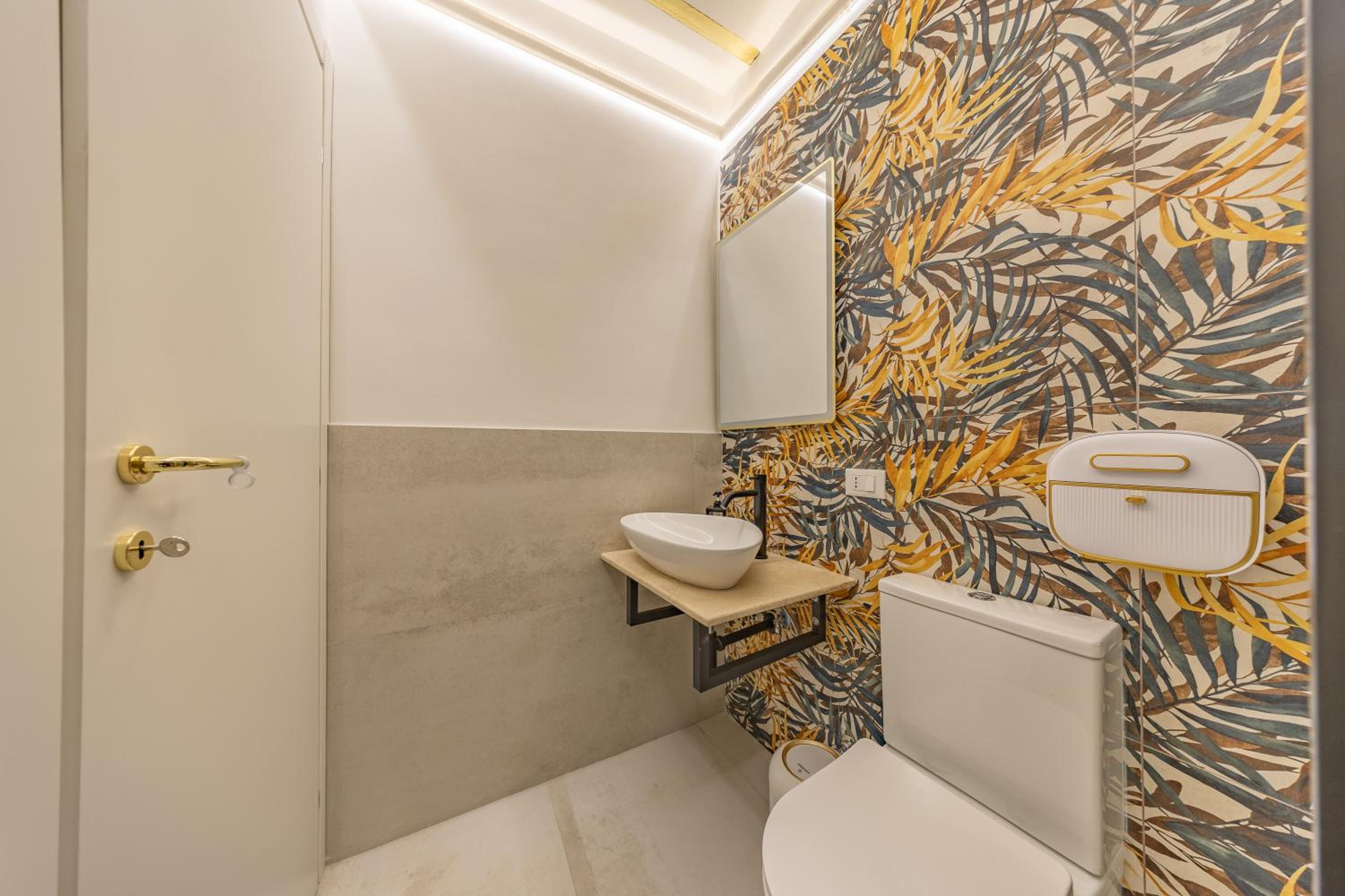 Montecelio Golden House