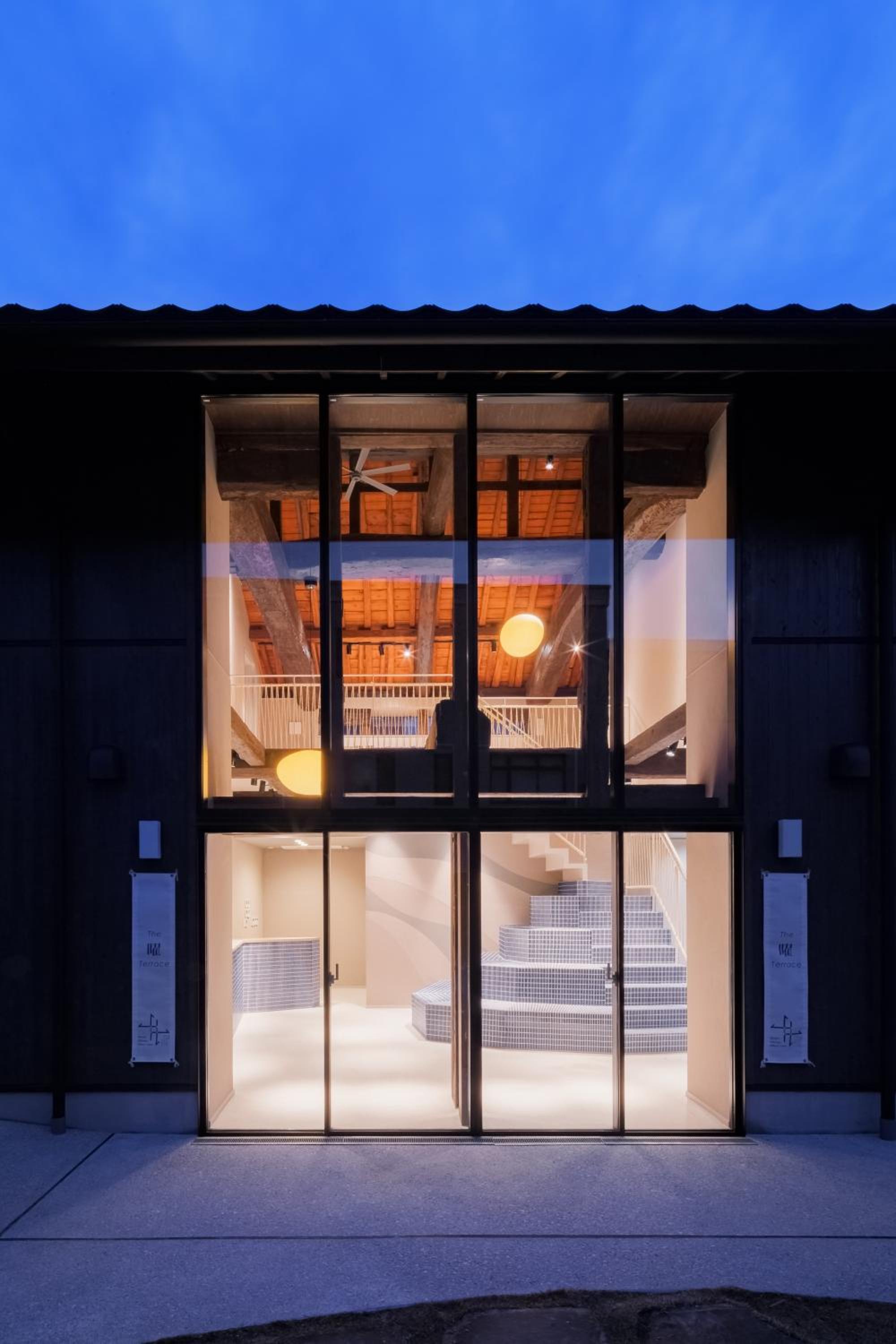 The 曜 Terrace