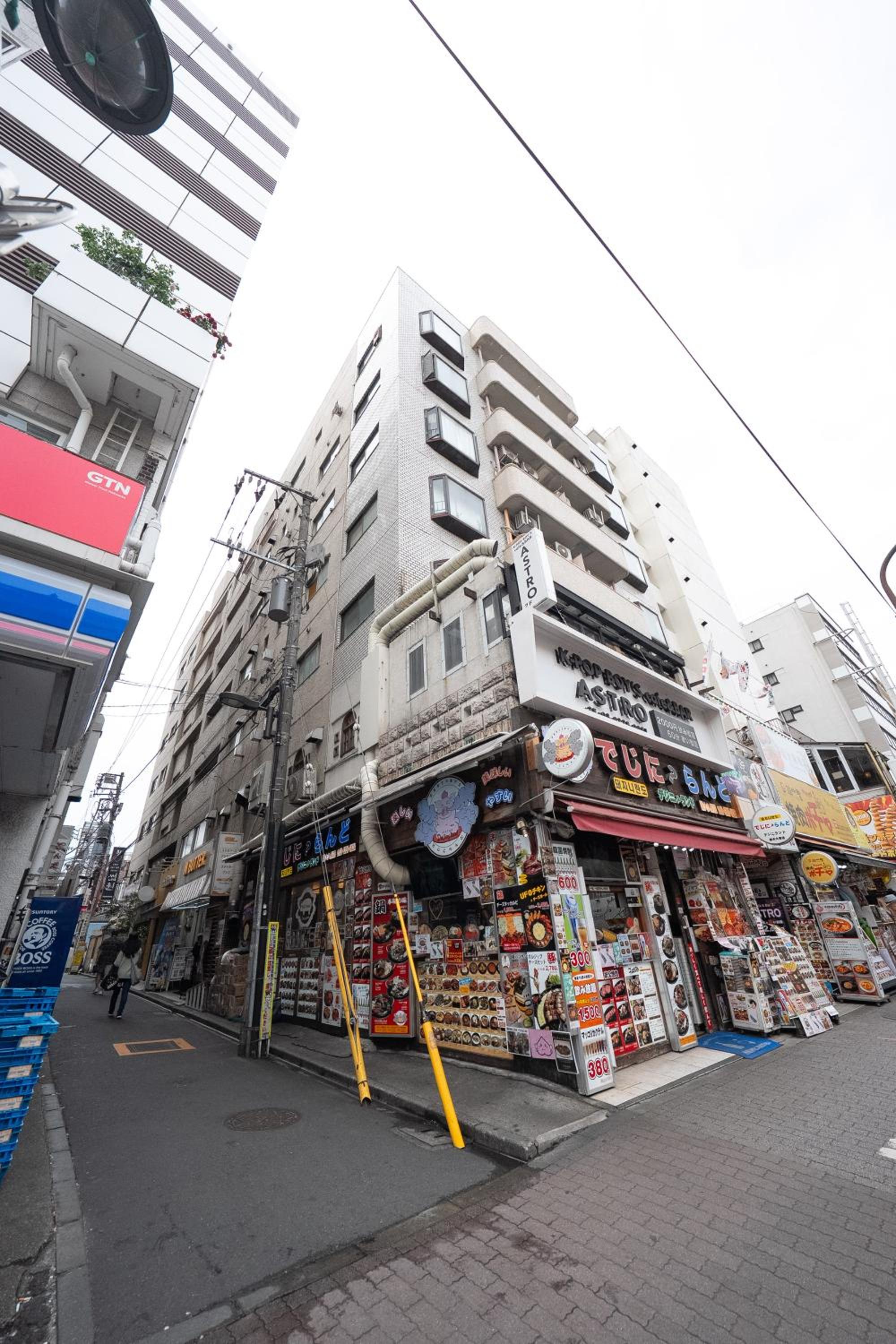 50 平方 - 新宿 1 站地 - 新大久保站 4 Min - 歌舞伎町 4 Min - Sakura 404