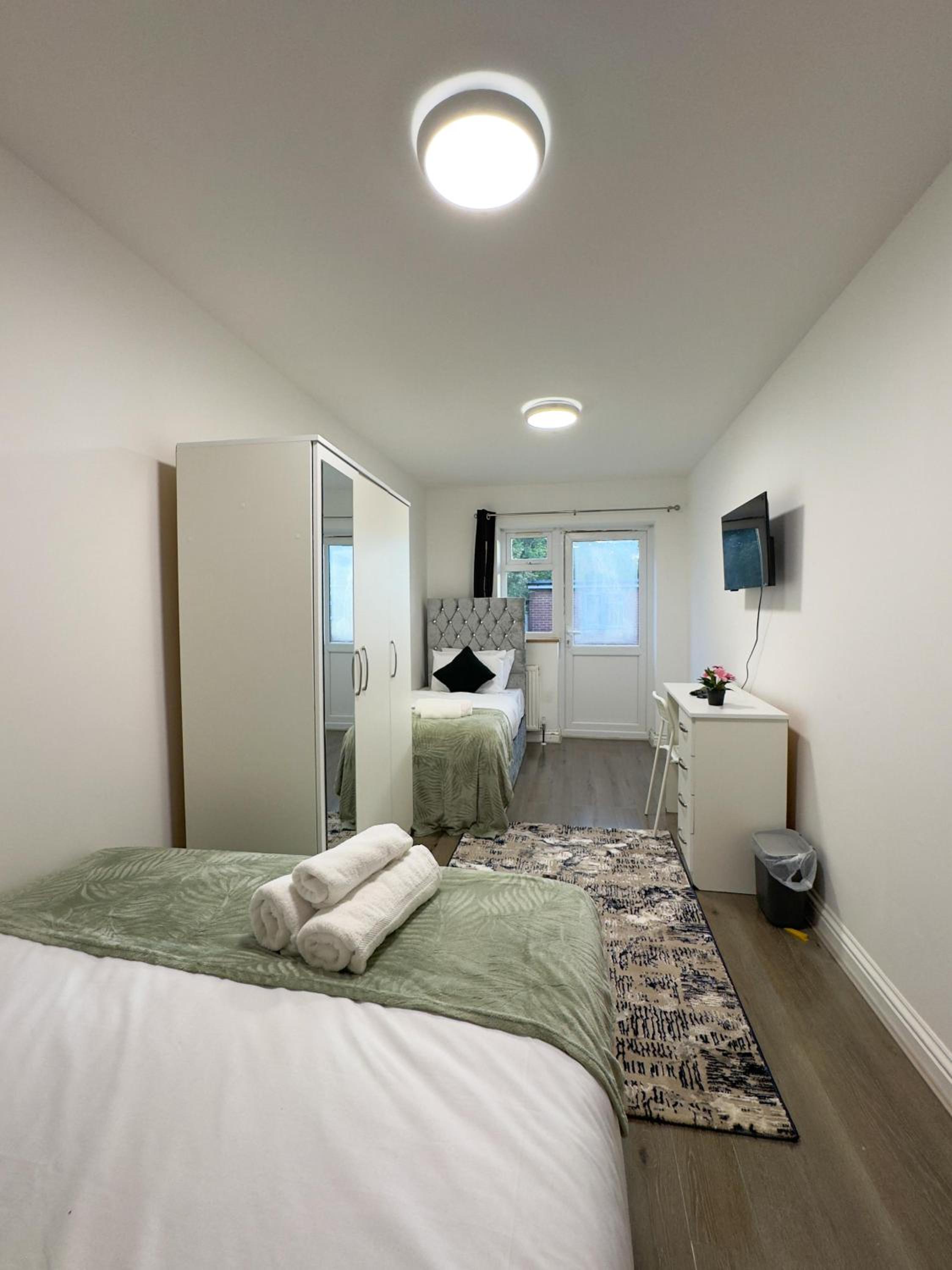Heathrow Lodge BnB