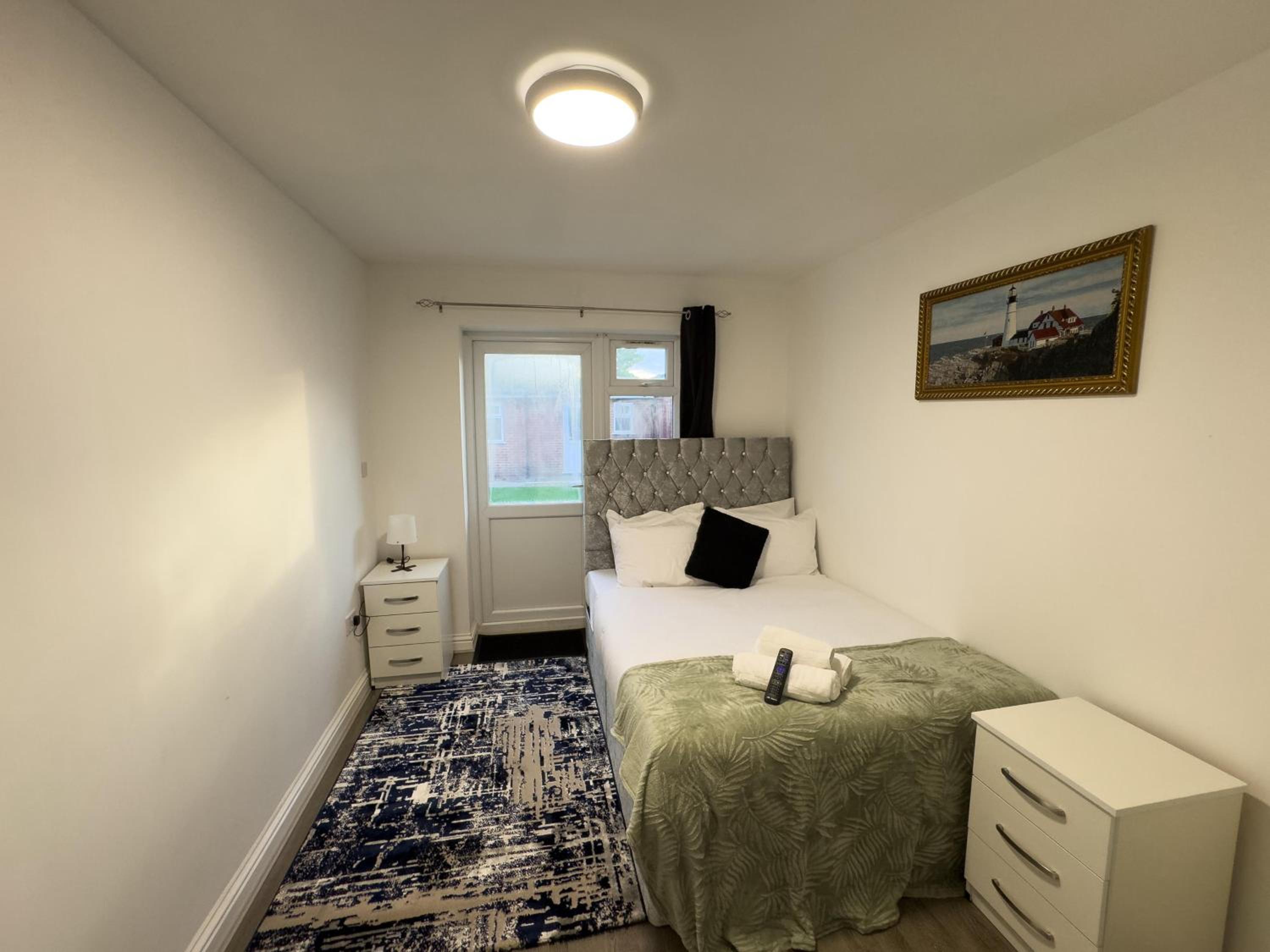 Heathrow Lodge BnB