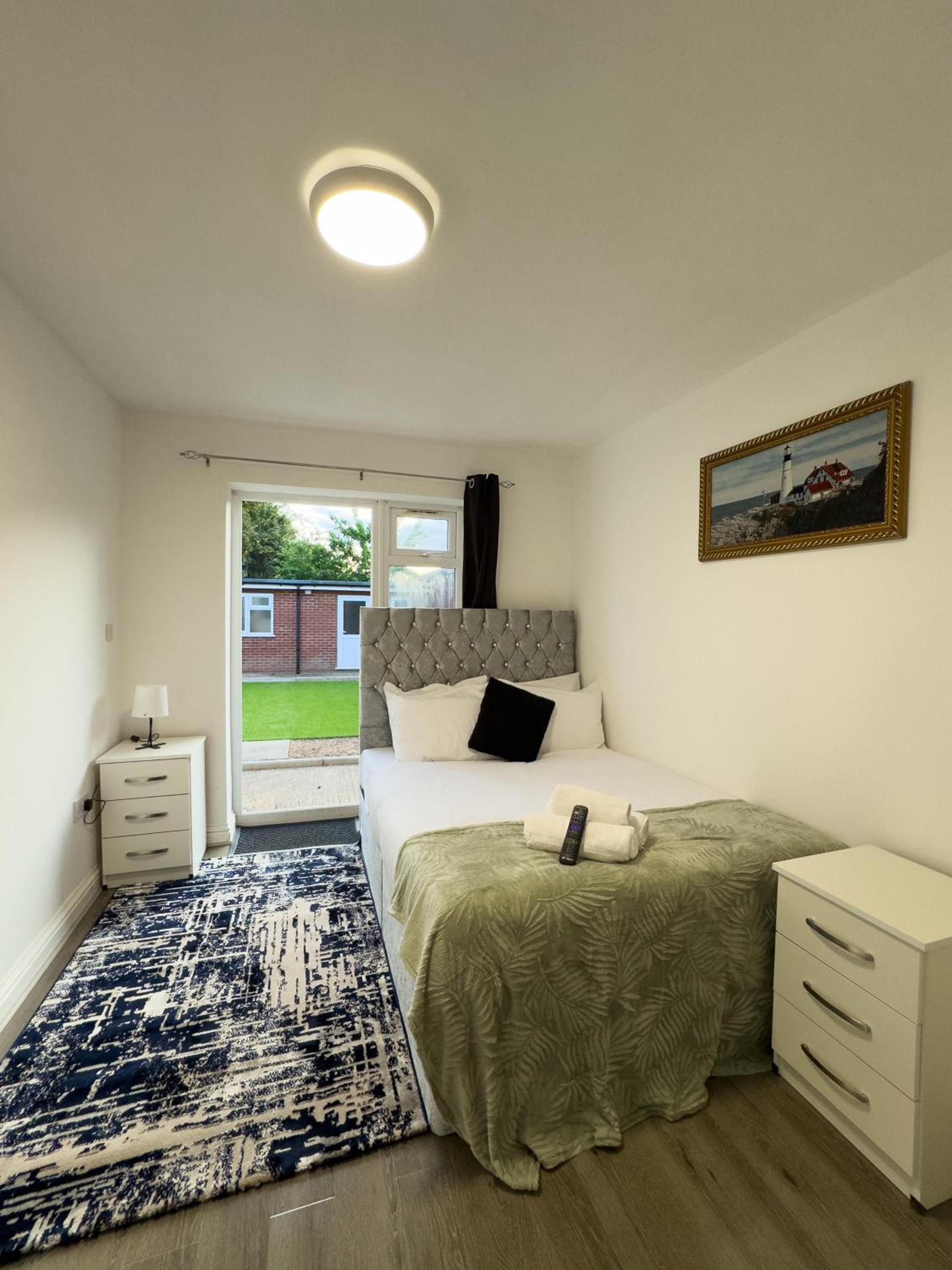 Heathrow Lodge BnB