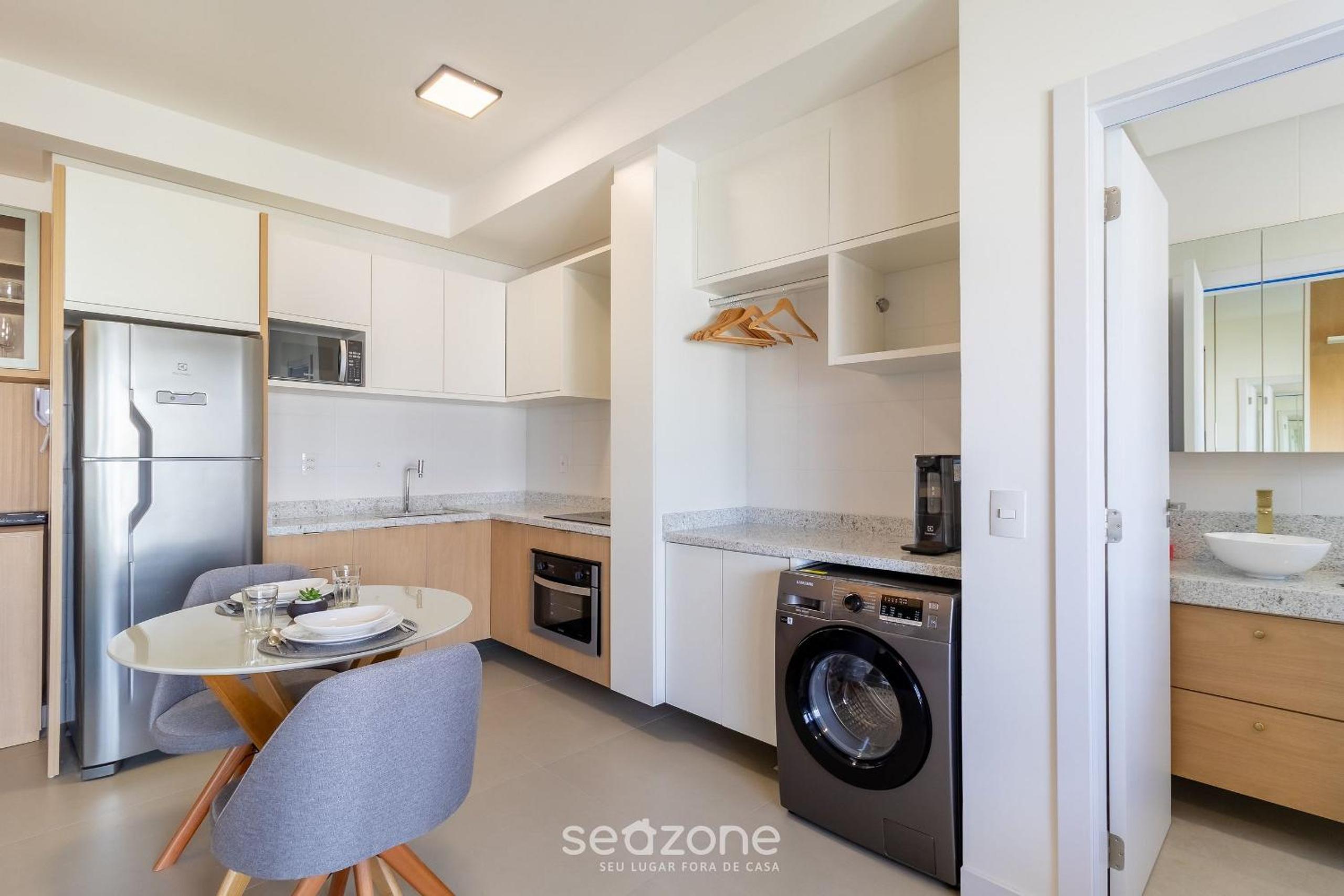 Relaxing and complete stay in a building with pool – VPD