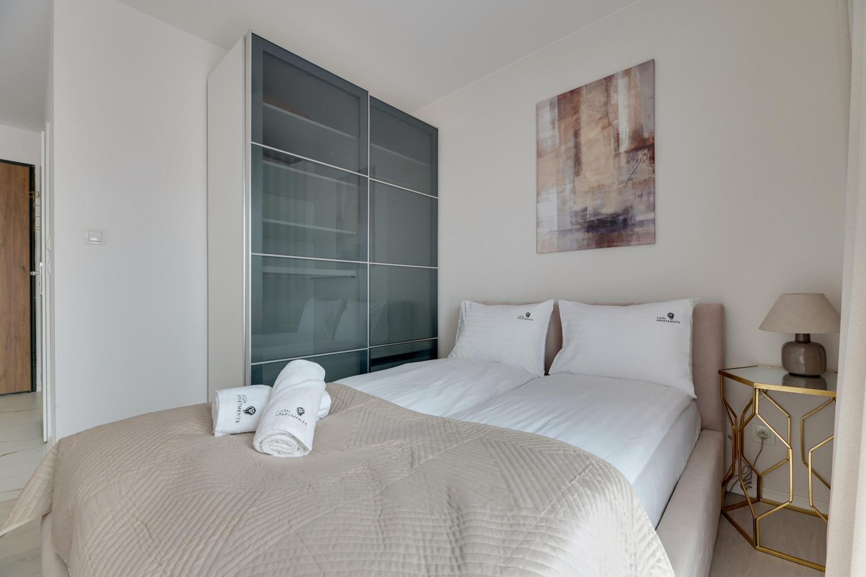 Riverside Gdańsk Apartment by Lion Apartments
