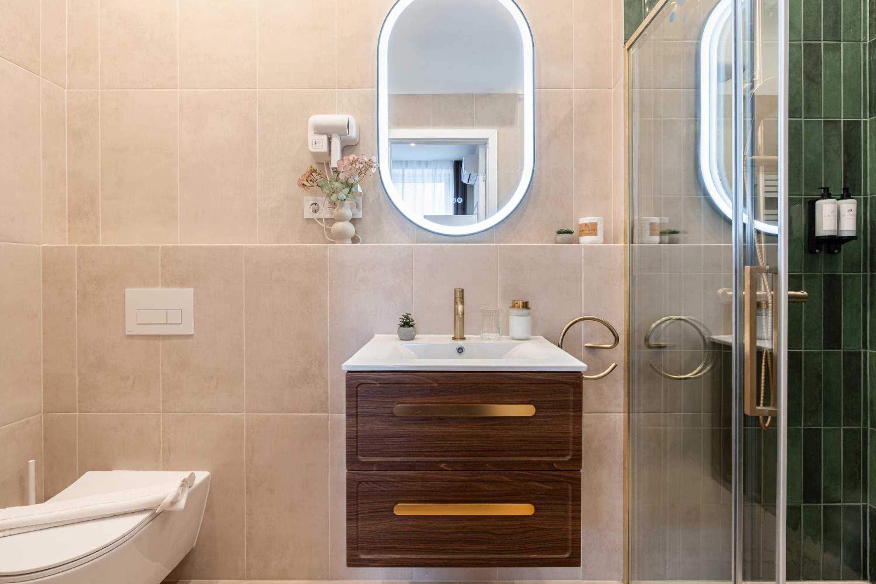 Kiraly 31 - Boutique Apartments, Best Location by BQA