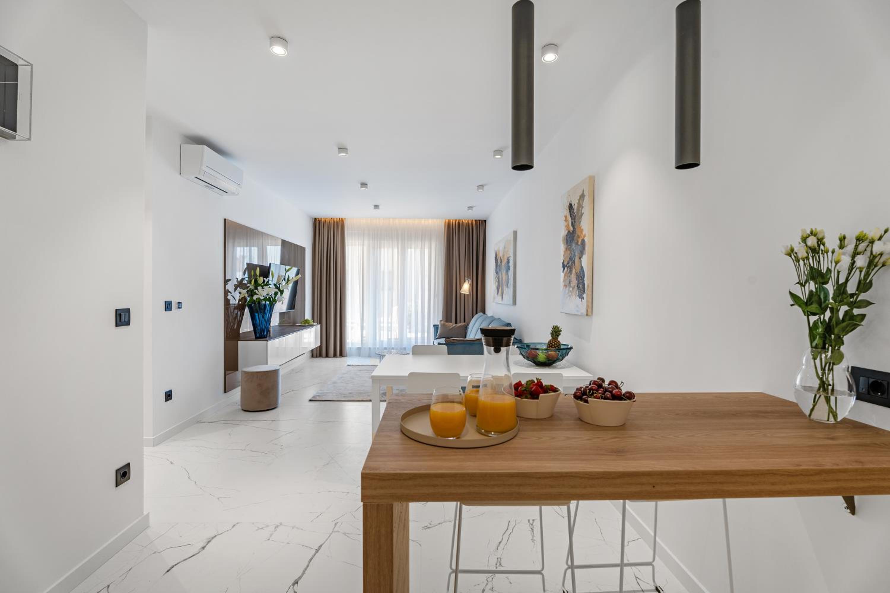 Luxury Apartment & Rooms 