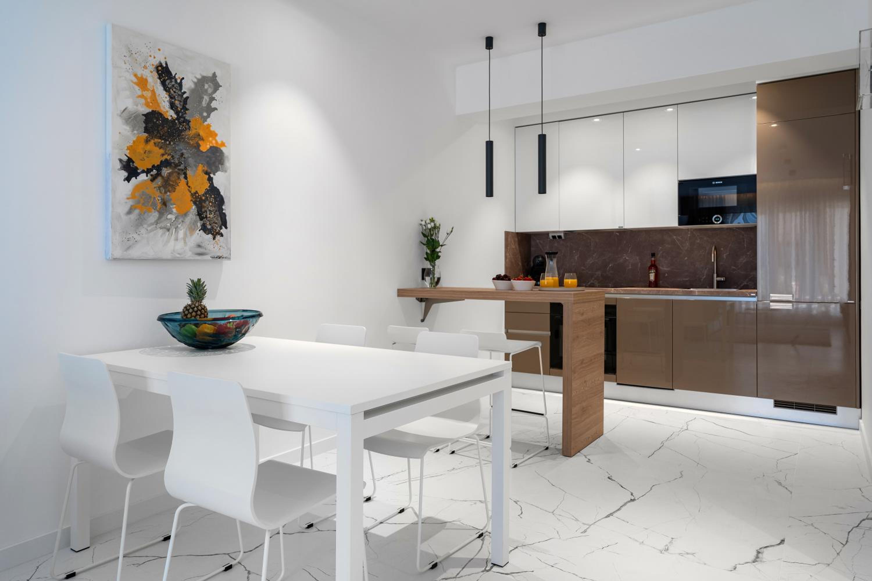 Luxury Apartment & Rooms 